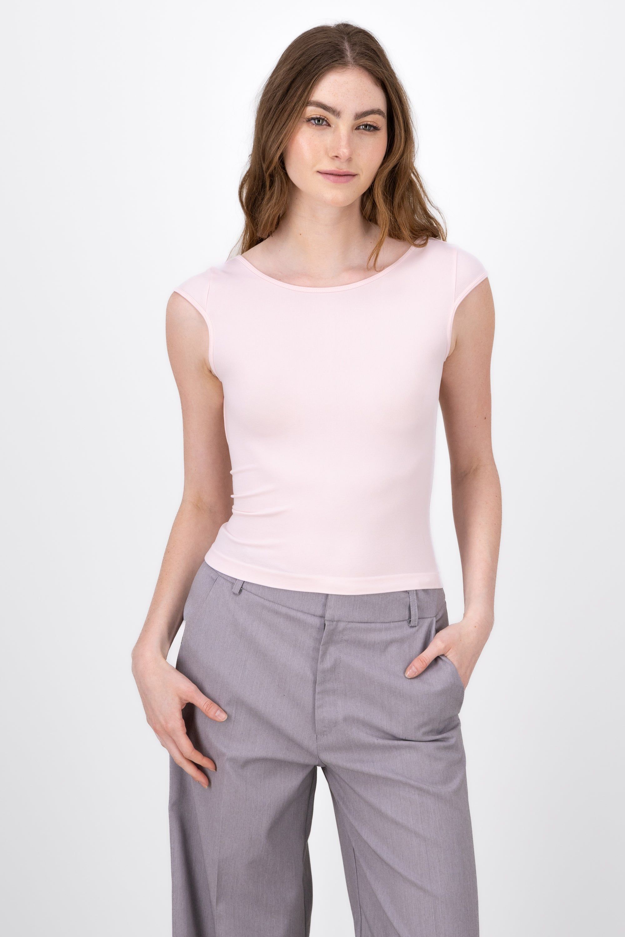 Top Seamless Liso De Espalda Descubierta sold by Shasa