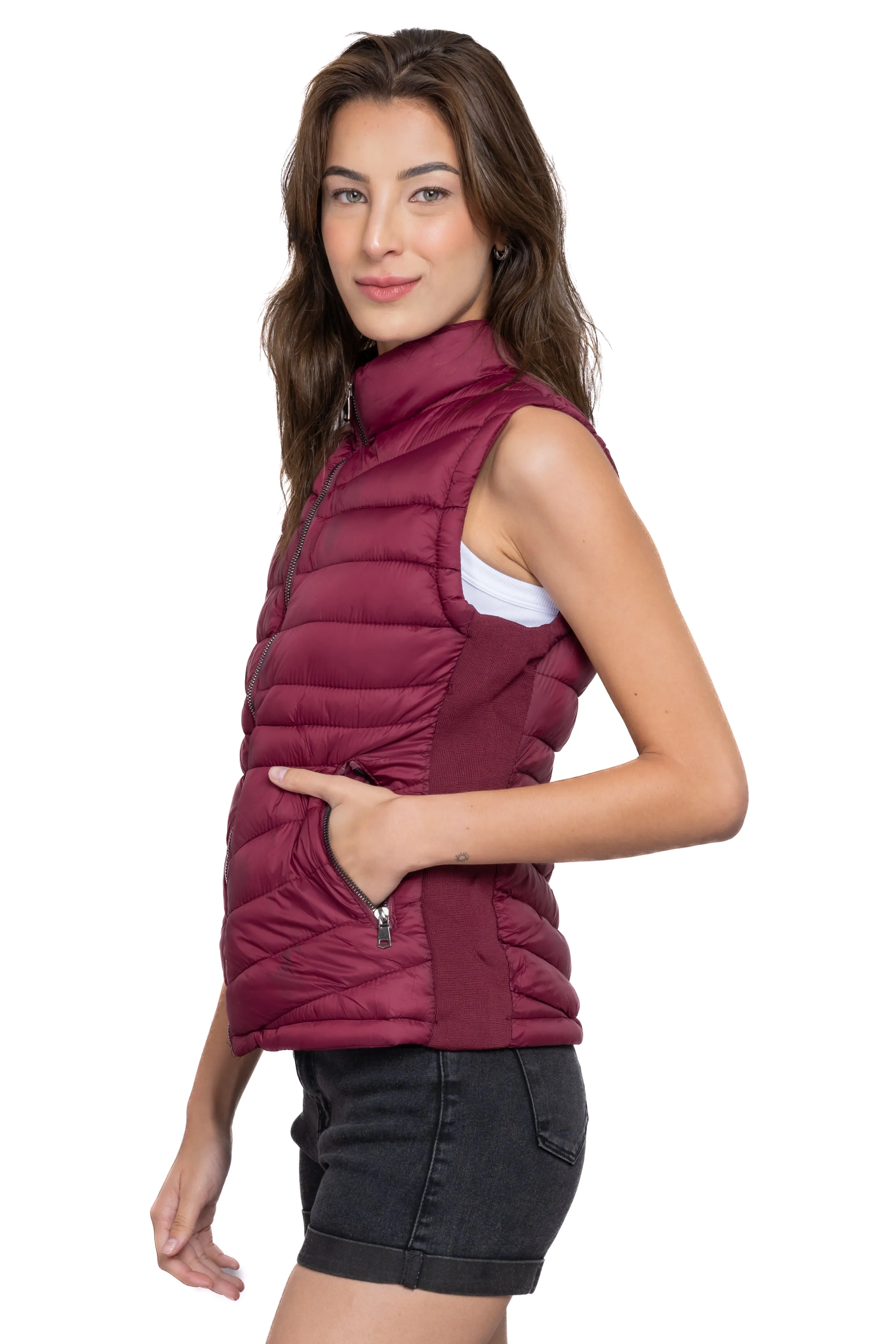 Chaleco capitonado cuello alto sold by Shasa product image thumbnail 3