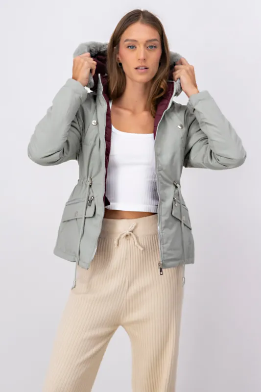 Chamarra parka reversible gorro peluche sold by Shasa