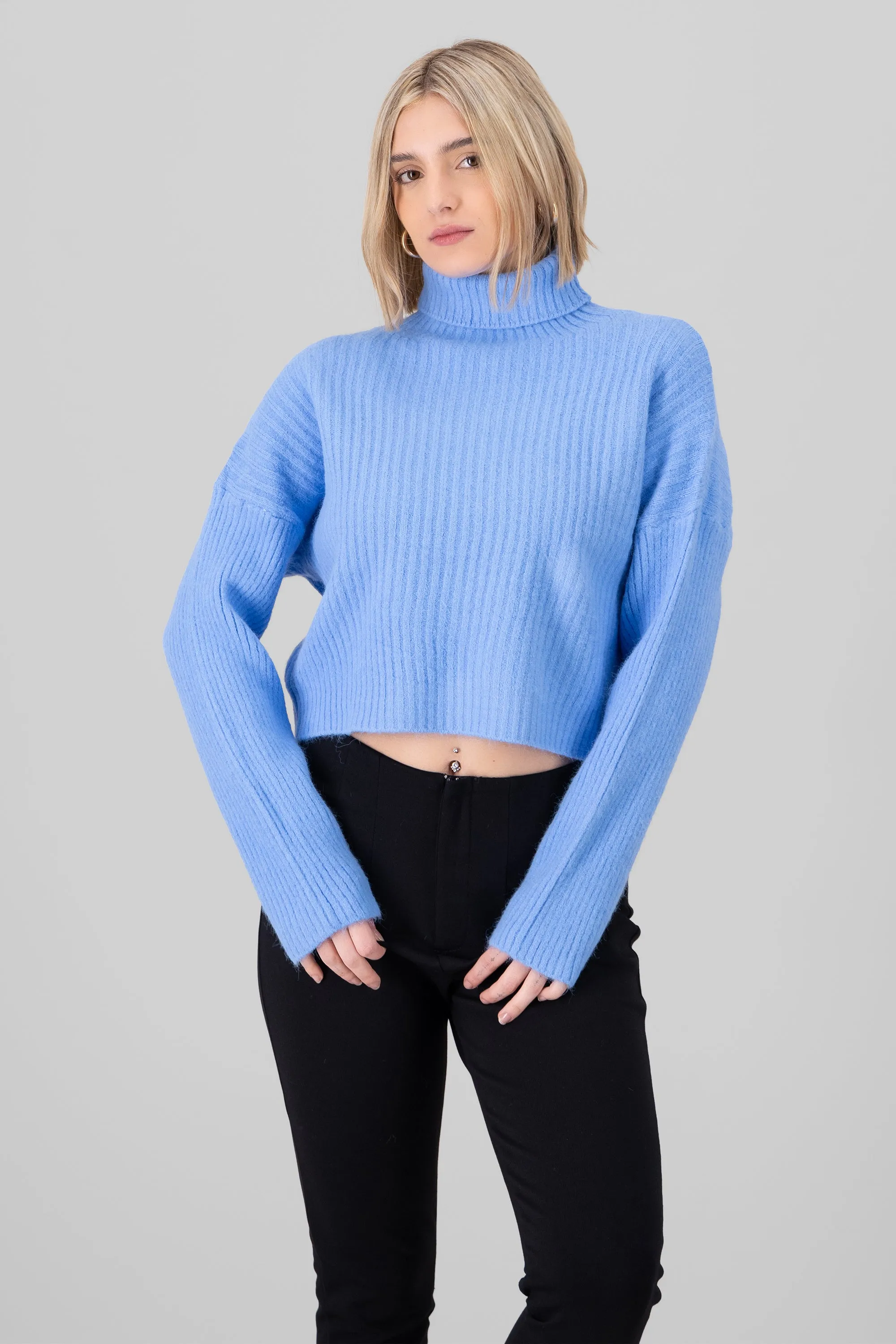 Suéter Acanalado Cuello Alto sold by Shasa