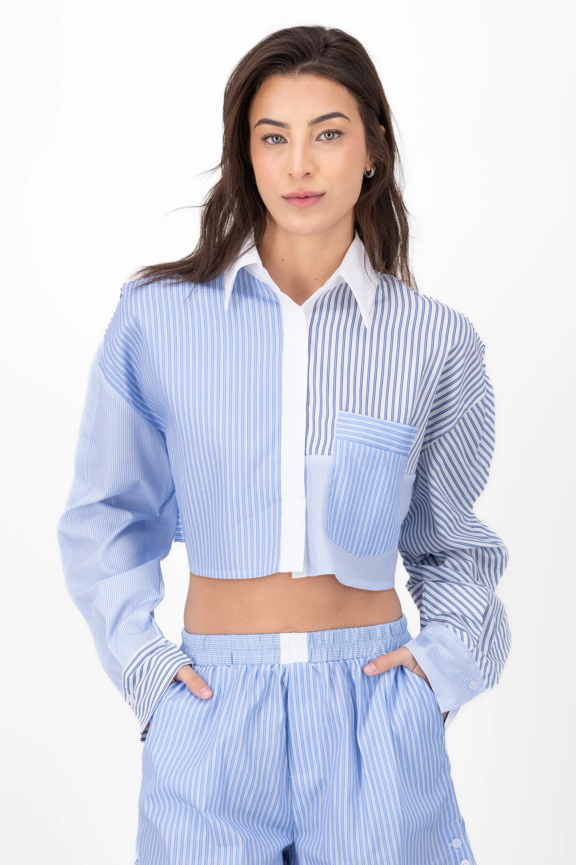 Camisa Crop Contraste Rayas sold by Shasa product image thumbnail 2