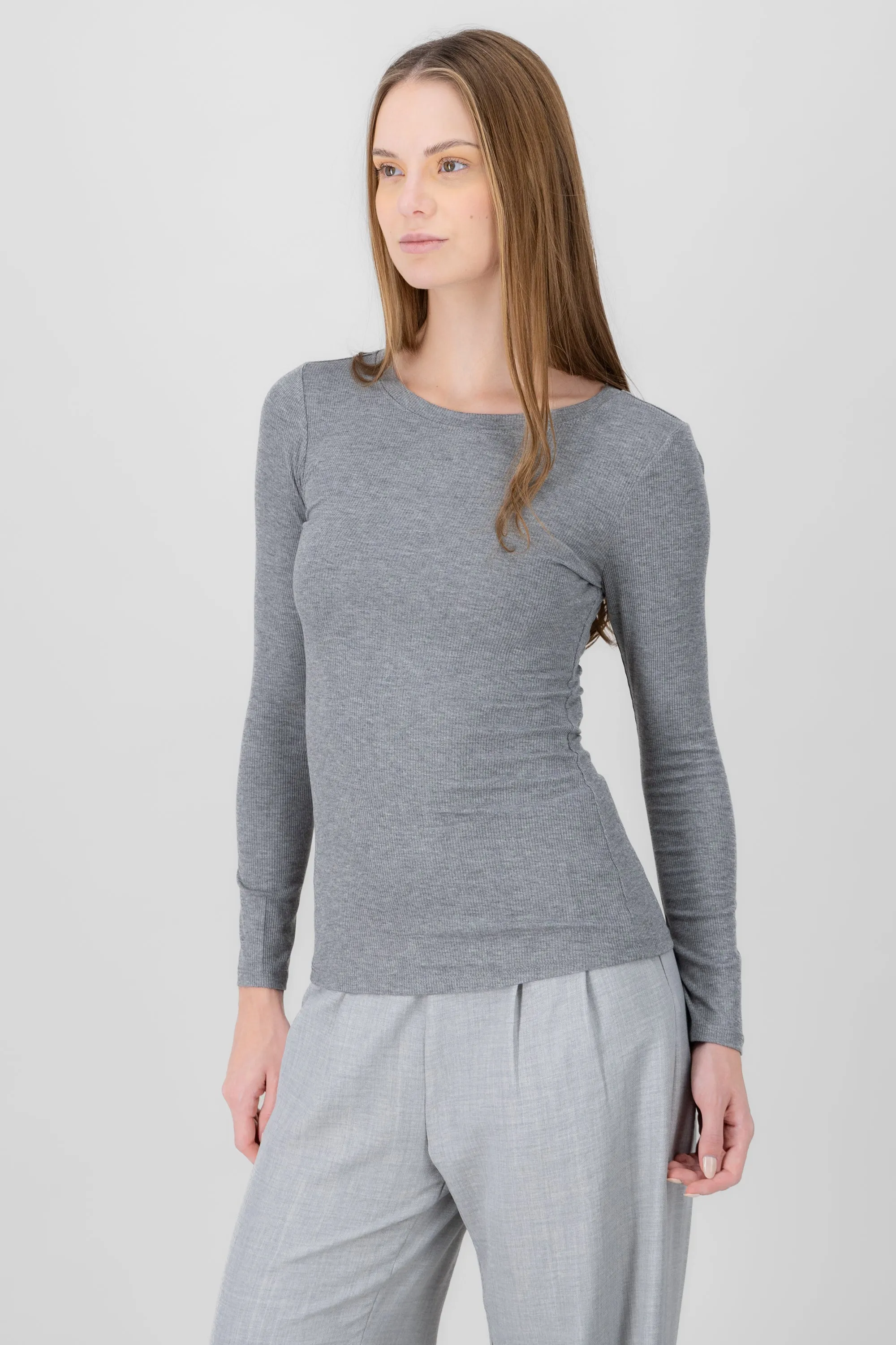 Top liso manga larga escote redondo sold by Shasa product image thumbnail 3