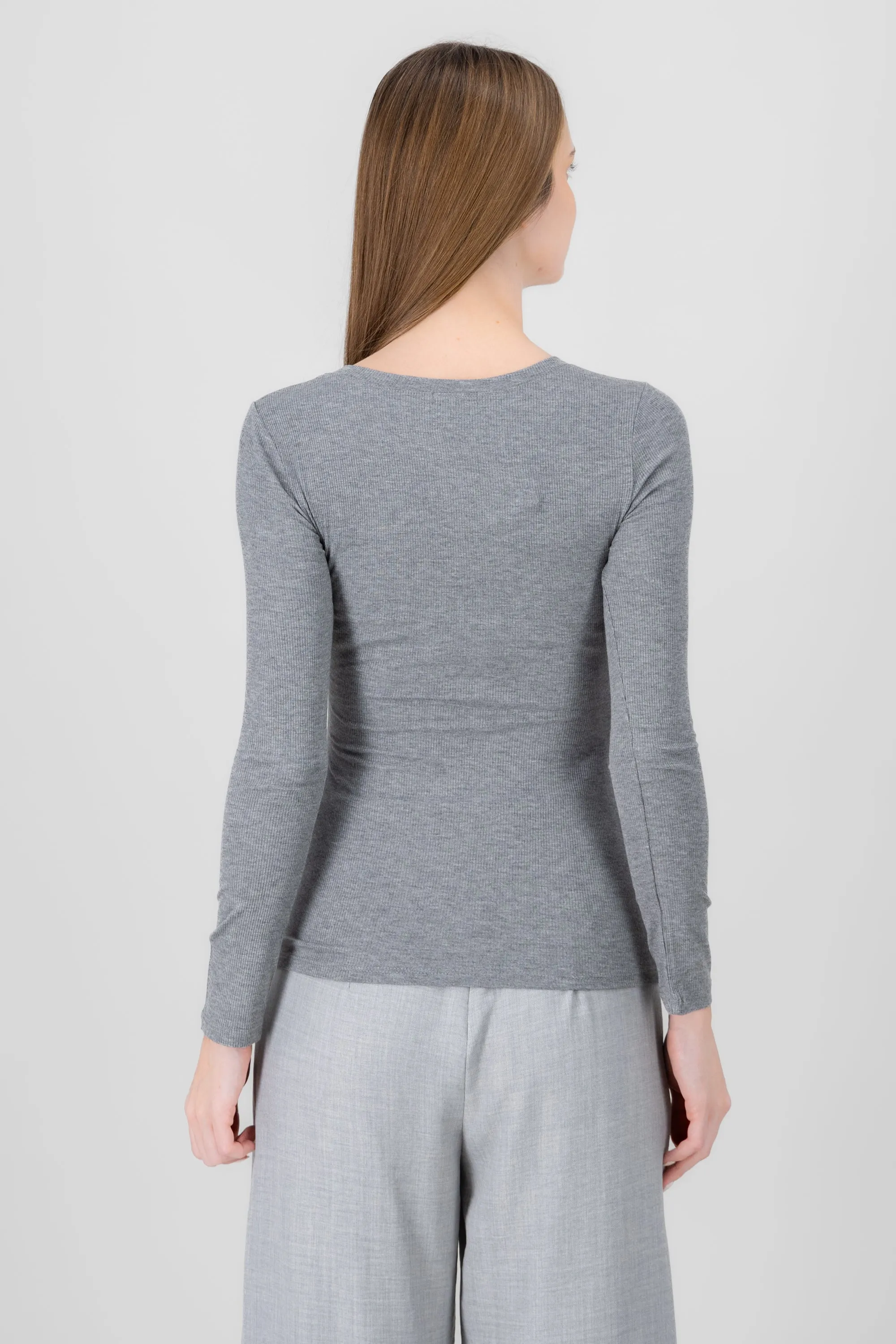 Top liso manga larga escote redondo sold by Shasa product image thumbnail 4