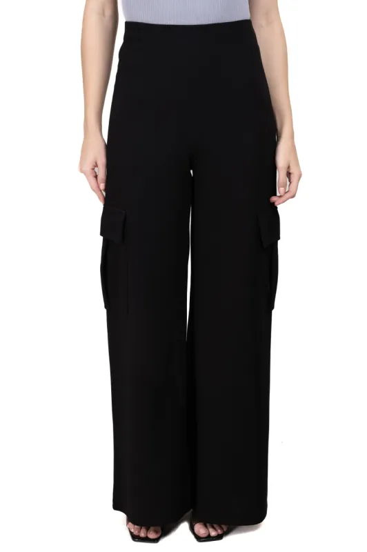 Pantalón cargo monocolor cremallera sold by Shasa