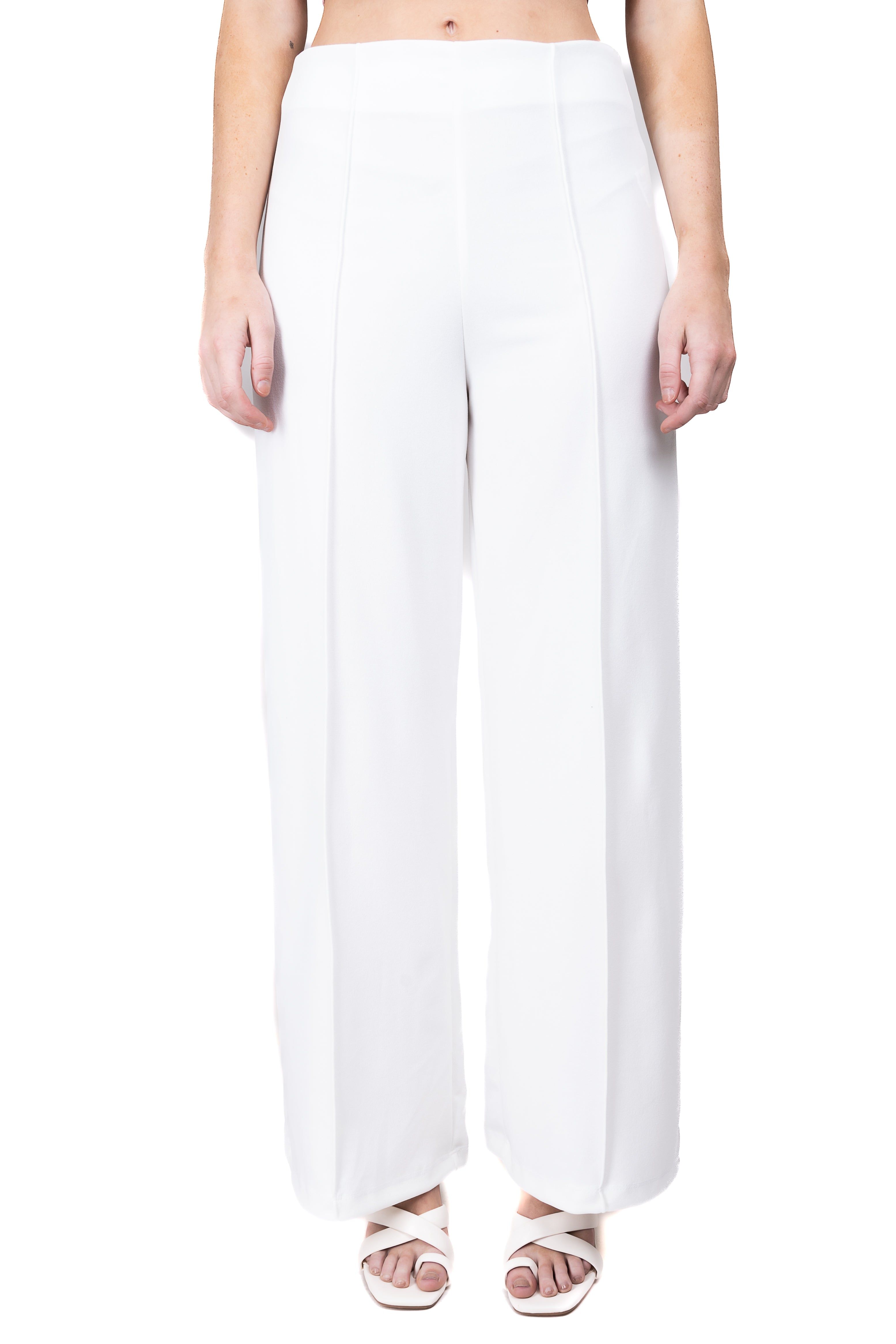 Pantalón Amplio Costura Frontal sold by Shasa