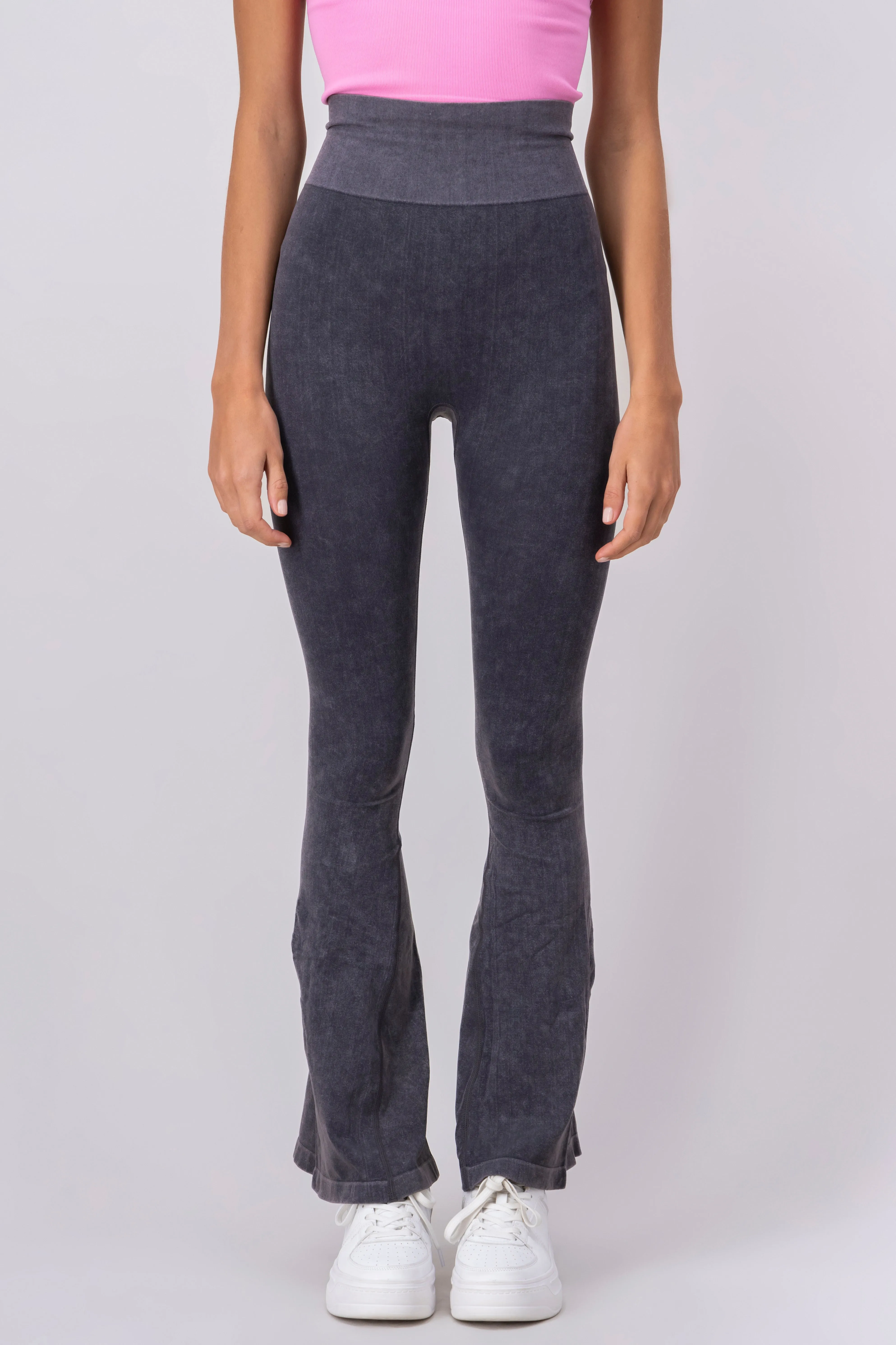 Leggings flared deslavado sold by Shasa product image thumbnail 2