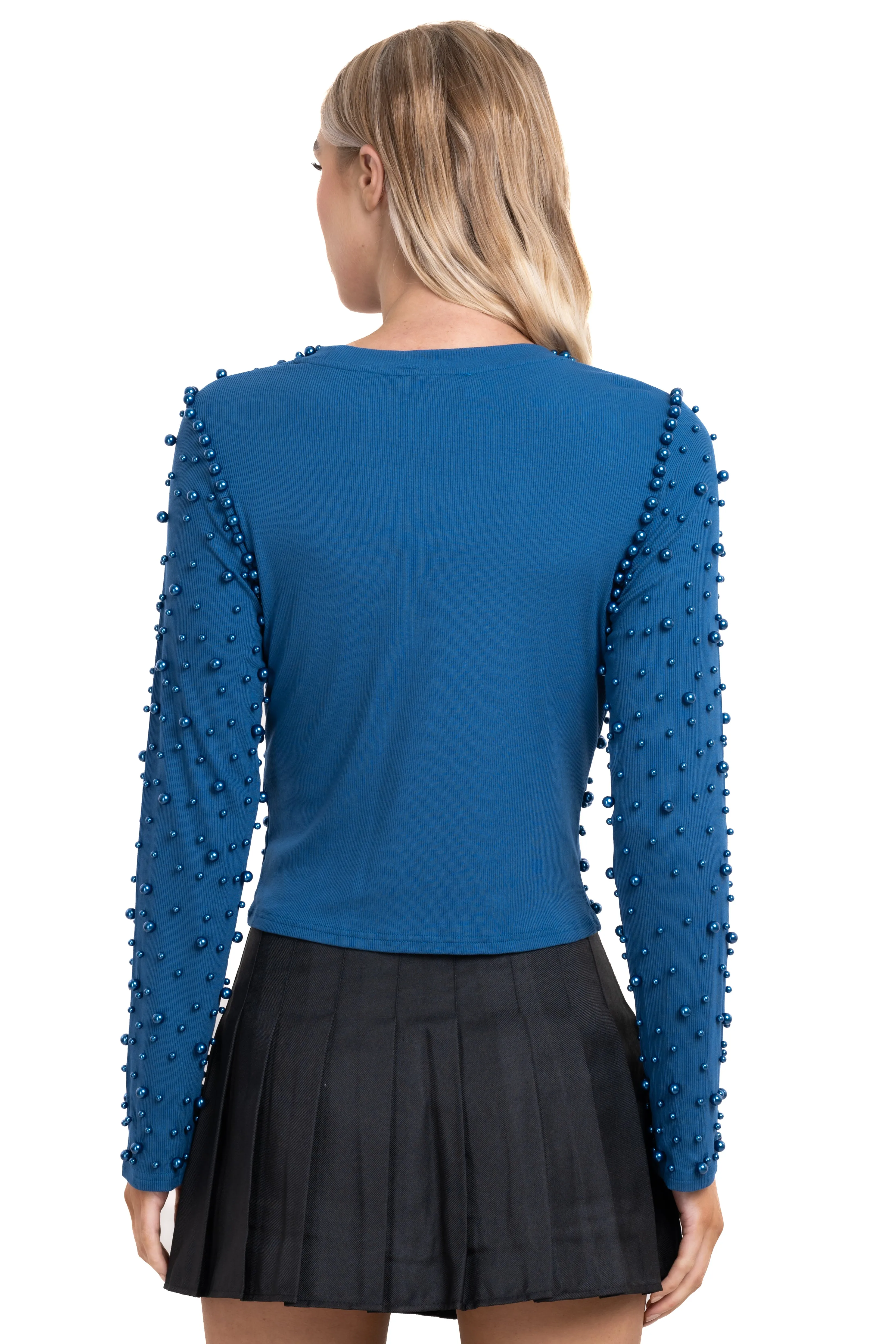 Sueter de perlas y brillos sold by Shasa product image thumbnail 4