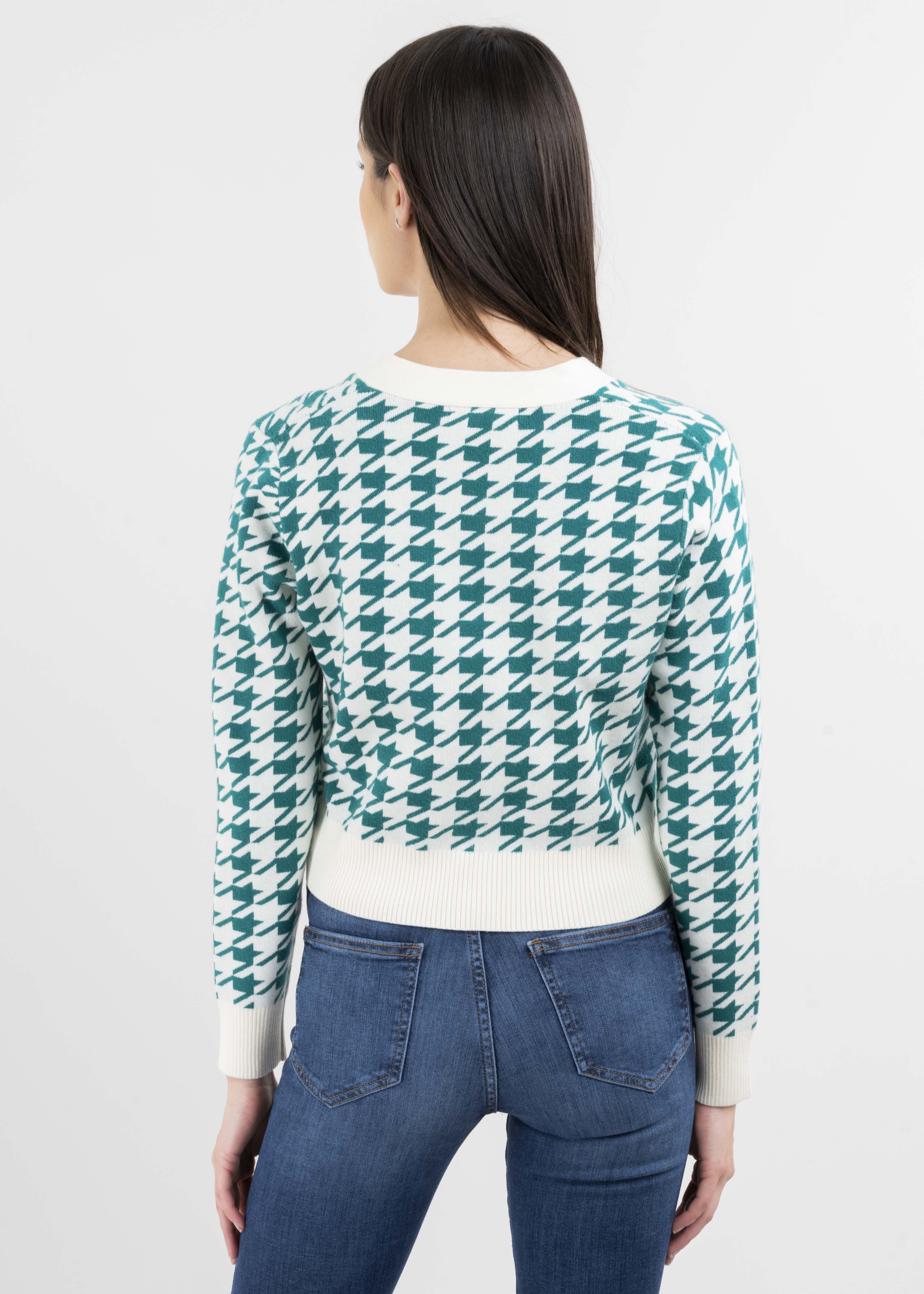 Suéter tejido botones sold by Shasa product image thumbnail 4