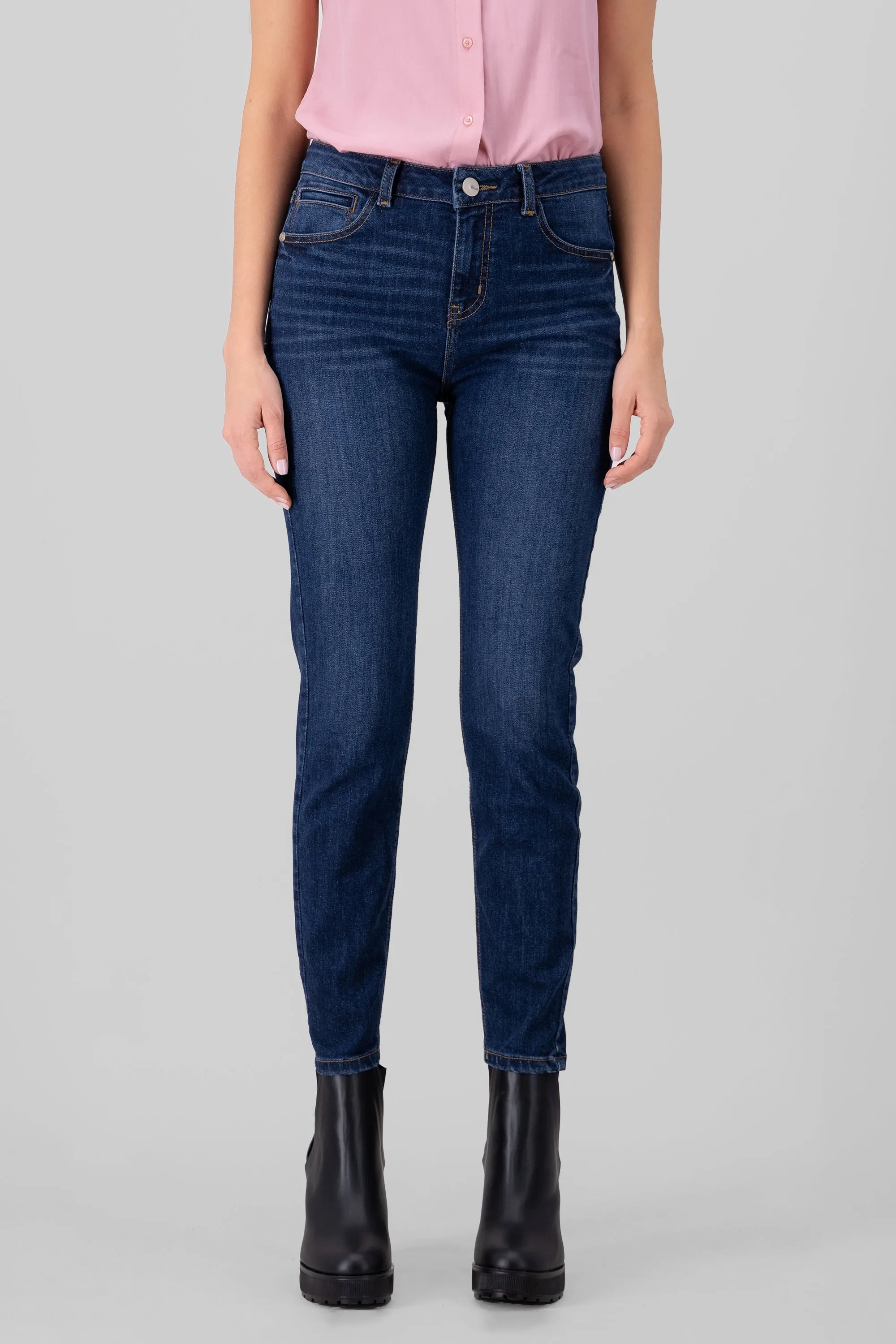 Jeans skinny deslavados sold by Shasa product image thumbnail 2