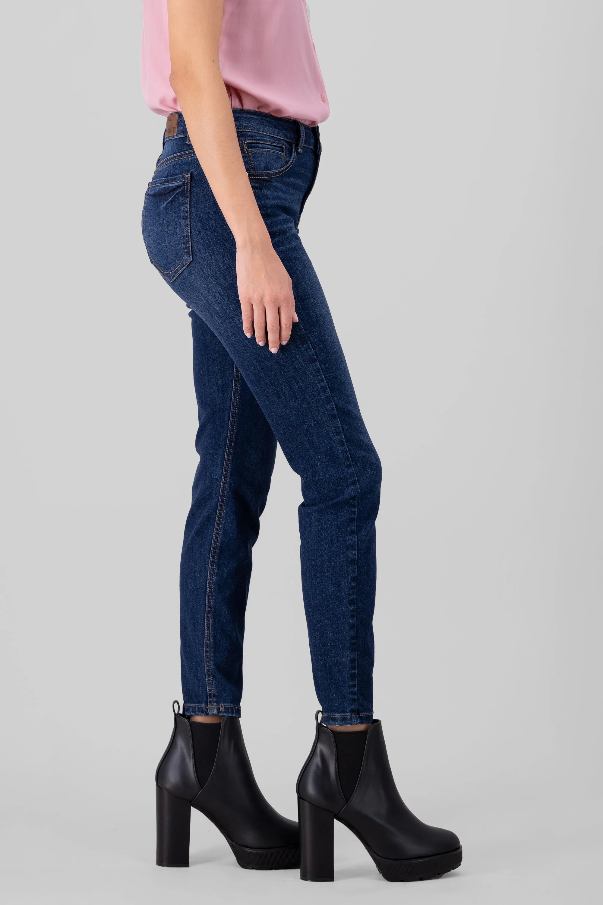 Jeans skinny deslavados sold by Shasa product image thumbnail 3