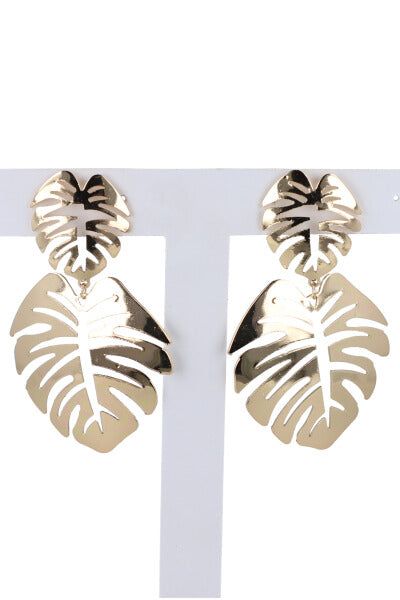 Aretes maxi hoja tropical sold by Shasa