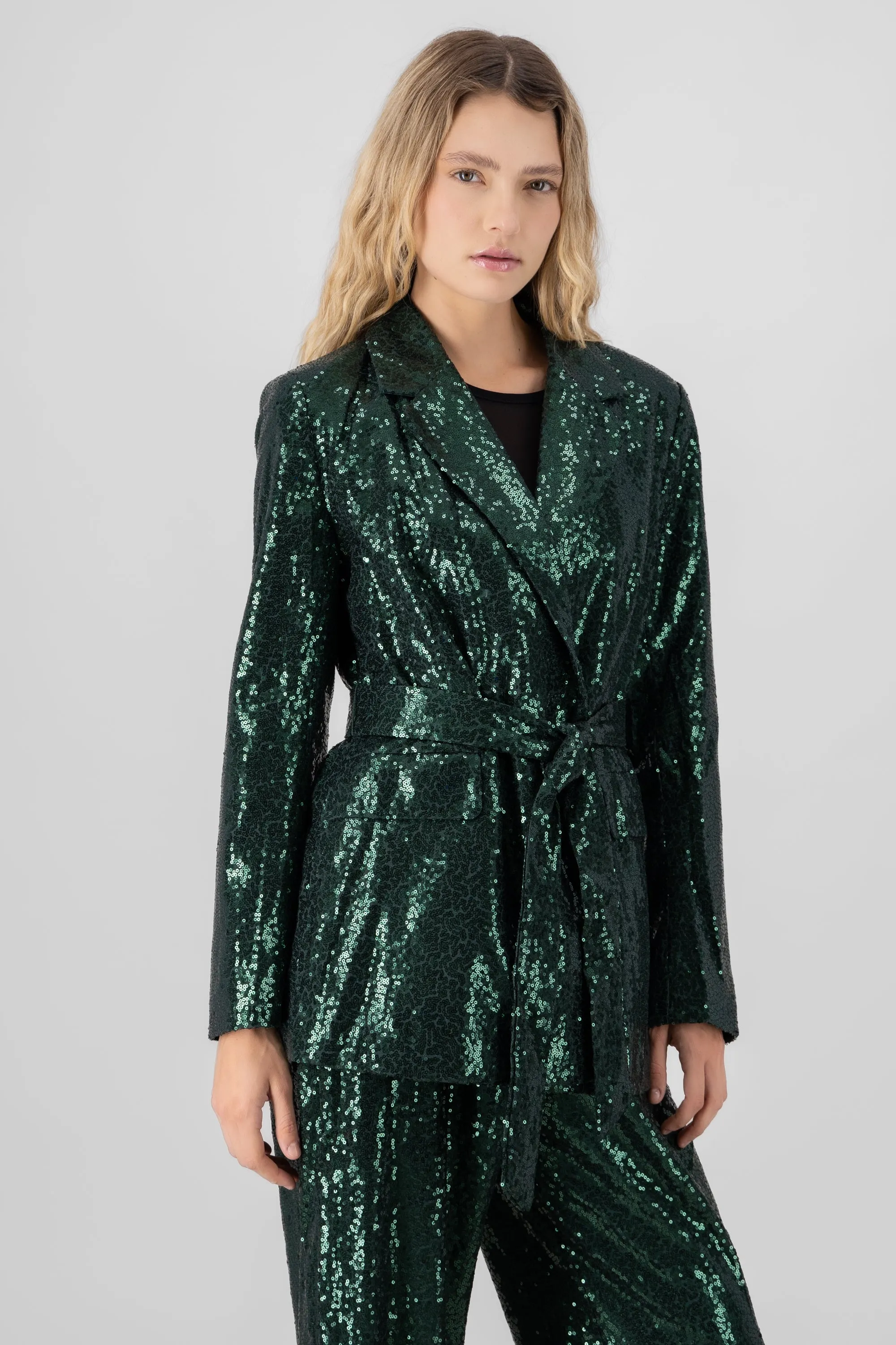 Saco brillos detalle cinturon sold by Shasa product image thumbnail 3