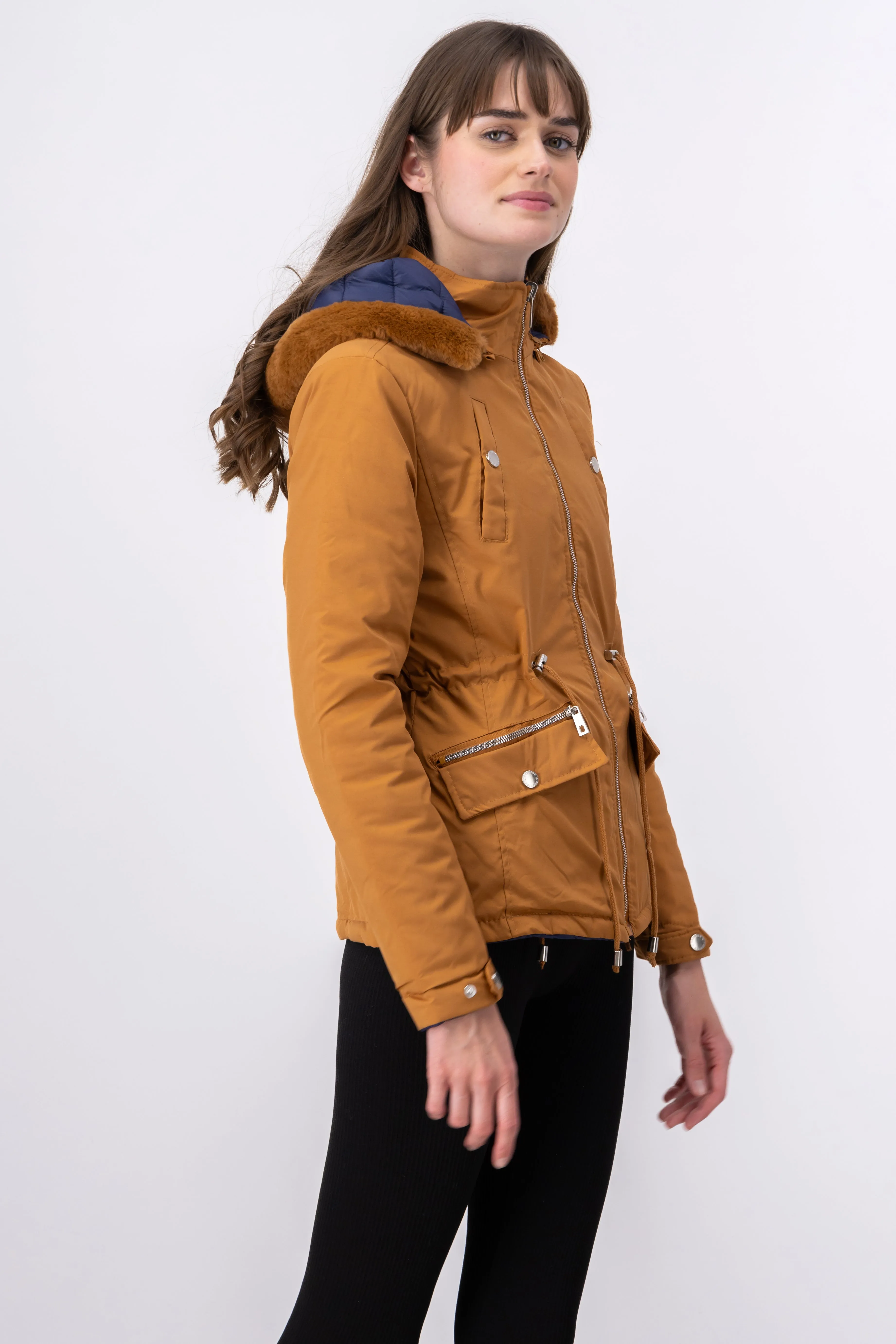 Chamarra parka reversible gorro peluche sold by Shasa product image thumbnail 3