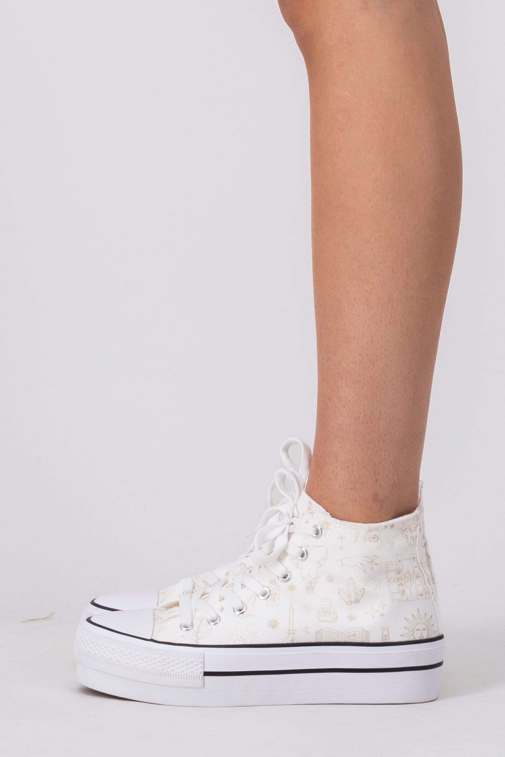 Tenis canvas esotérico plataforma sold by Shasa product image thumbnail 3