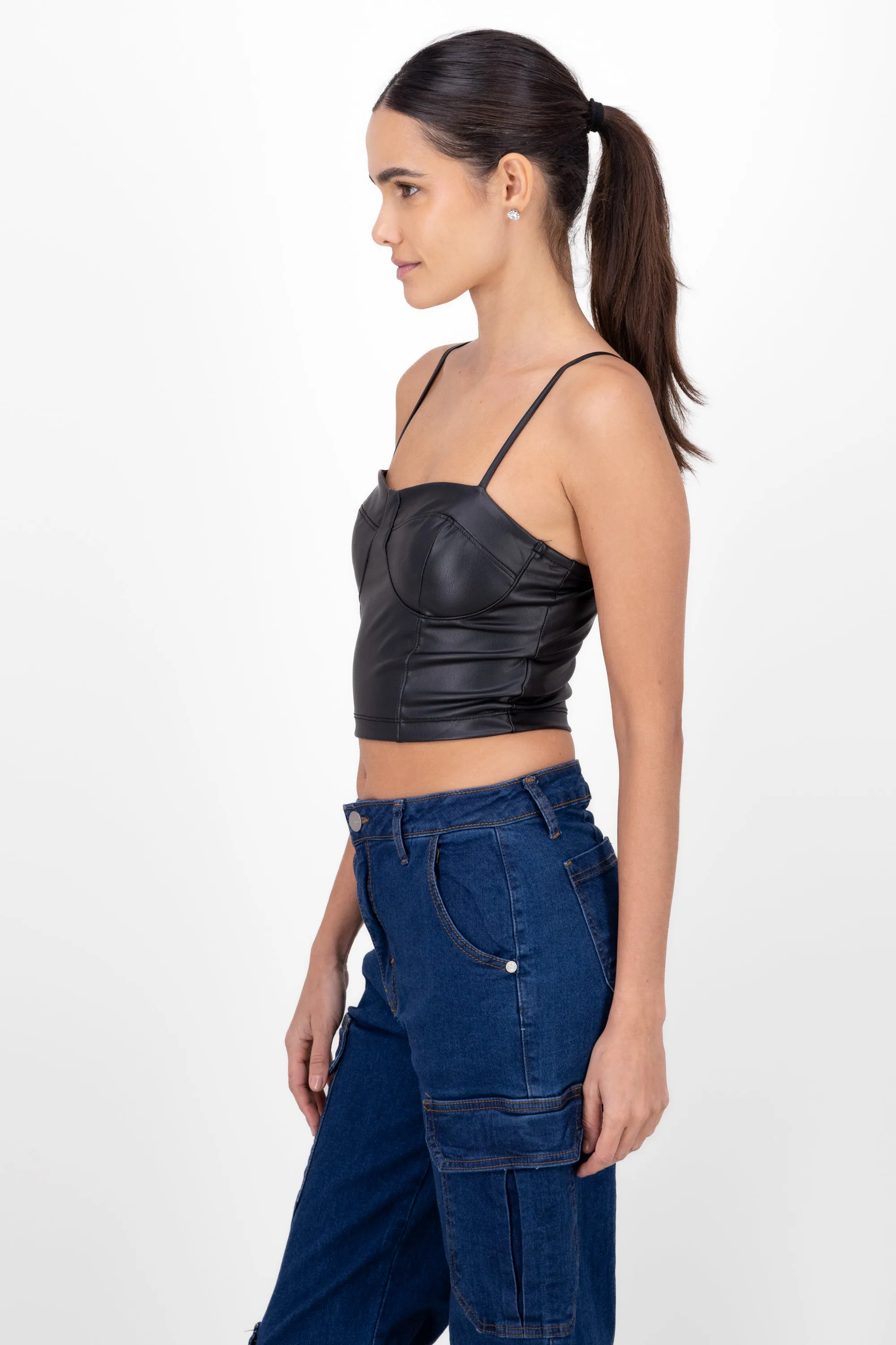 Top cropped efecto piel liso sold by Shasa product image thumbnail 3