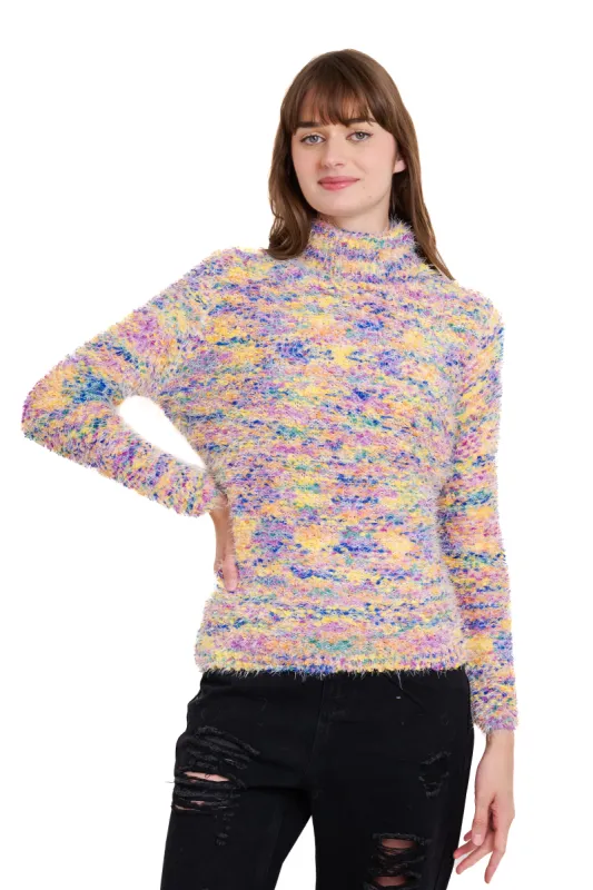 Sueter tejido cuello alto sold by Shasa