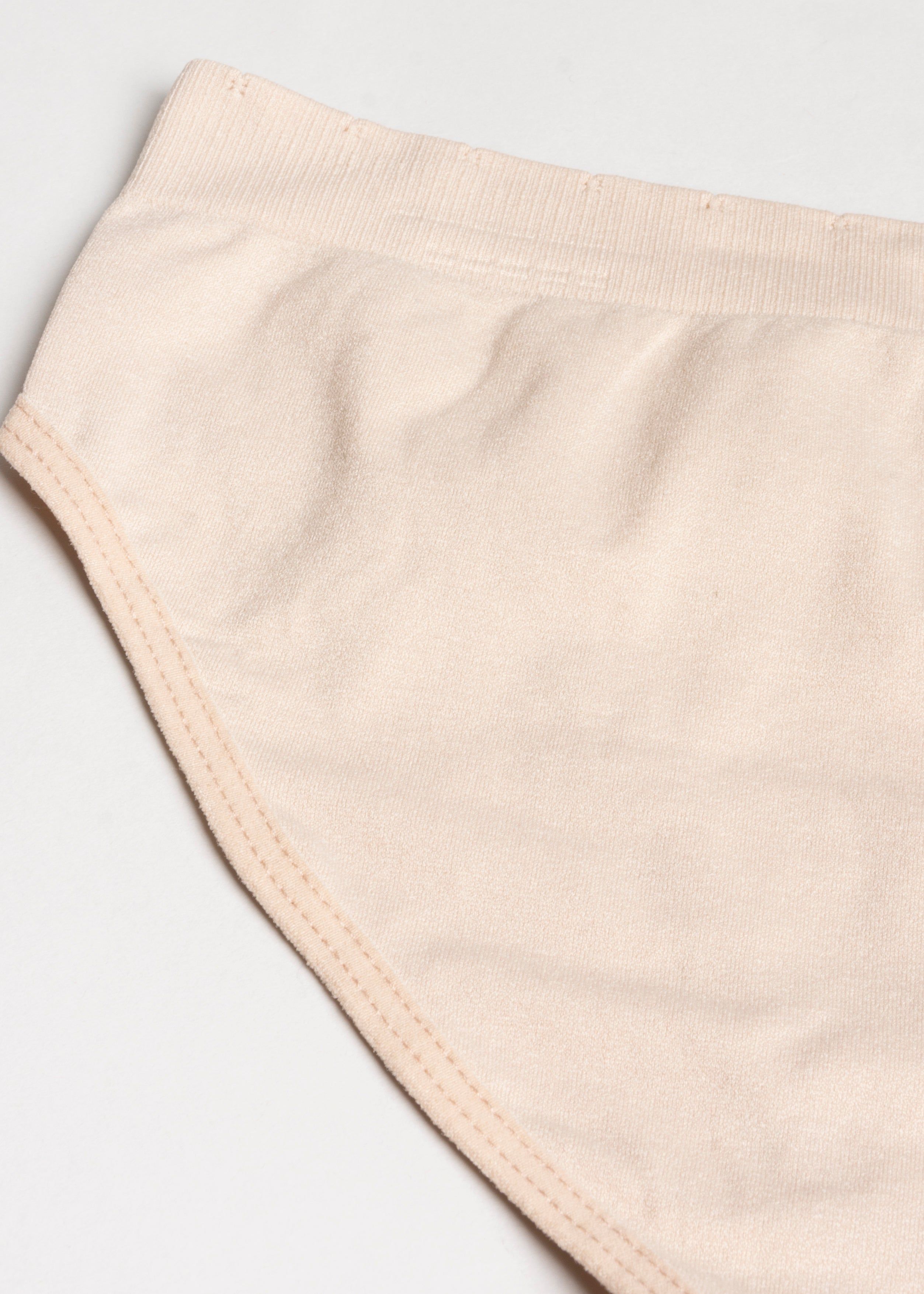 Bikini seamless liso sold by Shasa product image thumbnail 3