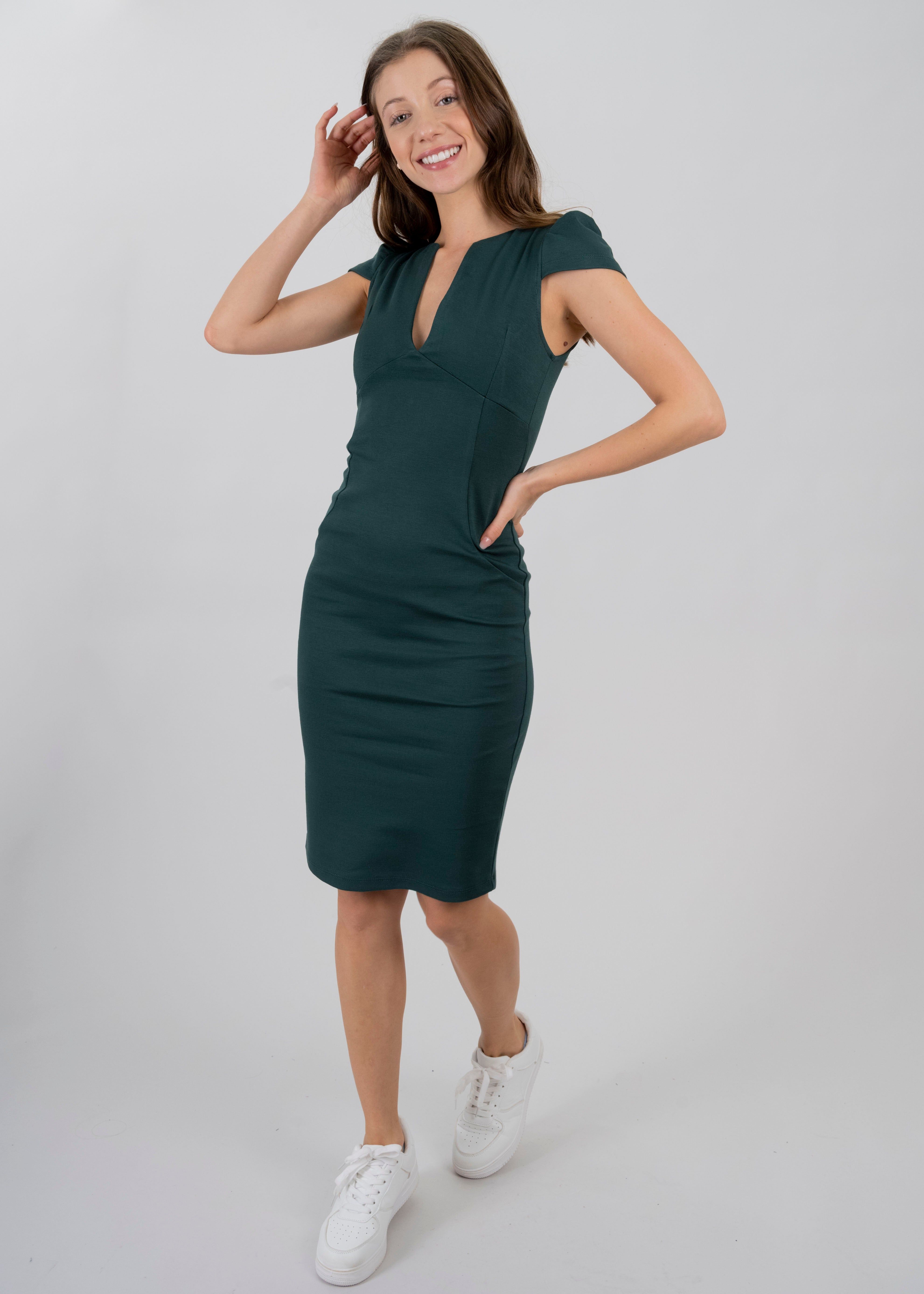 Vestido midi liso cuello v sold by Shasa