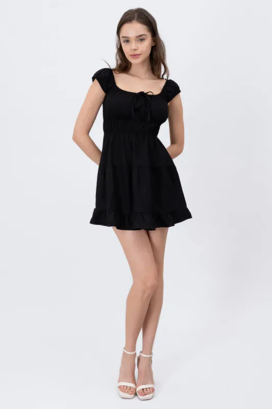 Vestido Mini Con Detalles Liso sold by Shasa