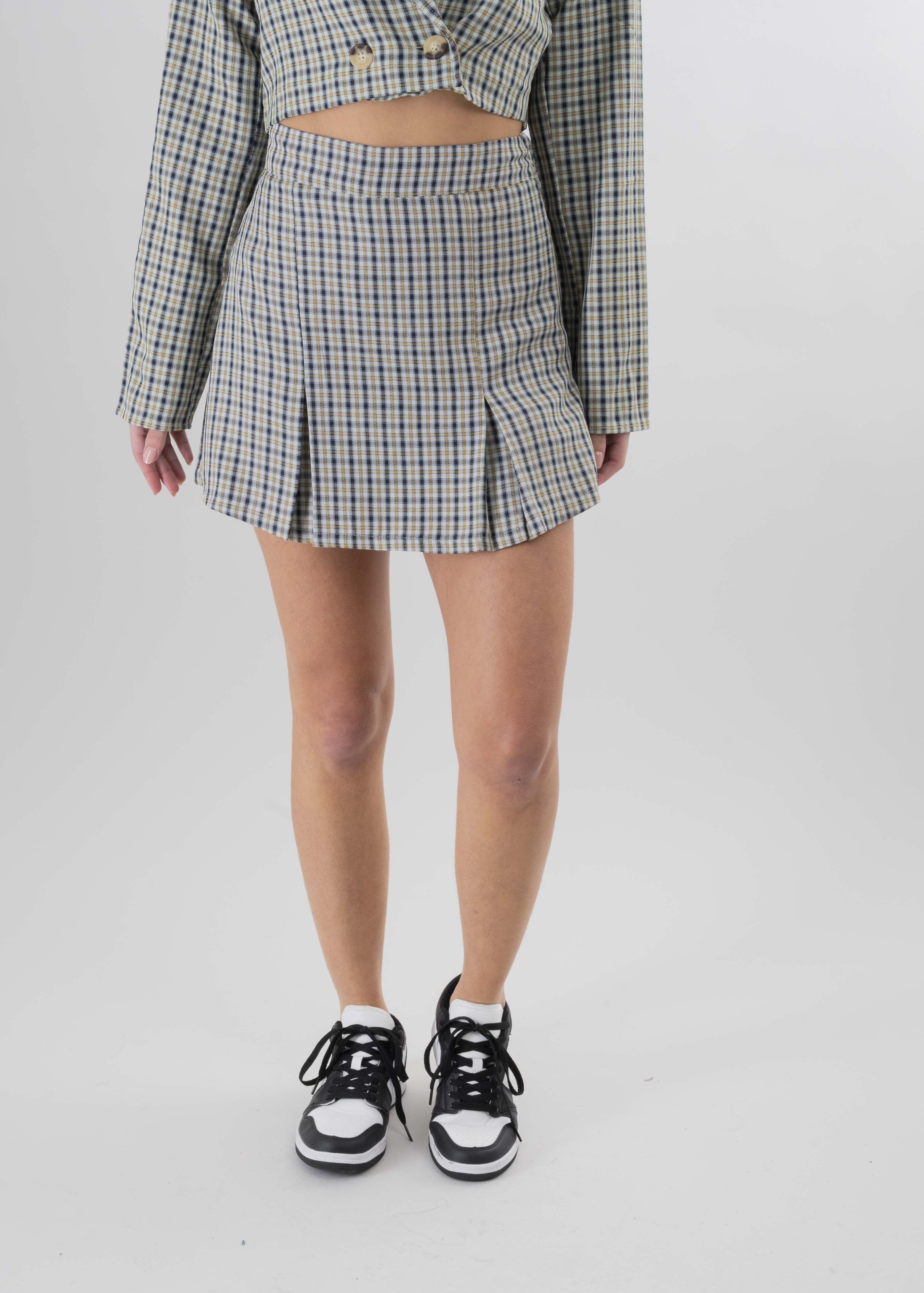 Falda mini cuadros sold by Shasa product image thumbnail 2