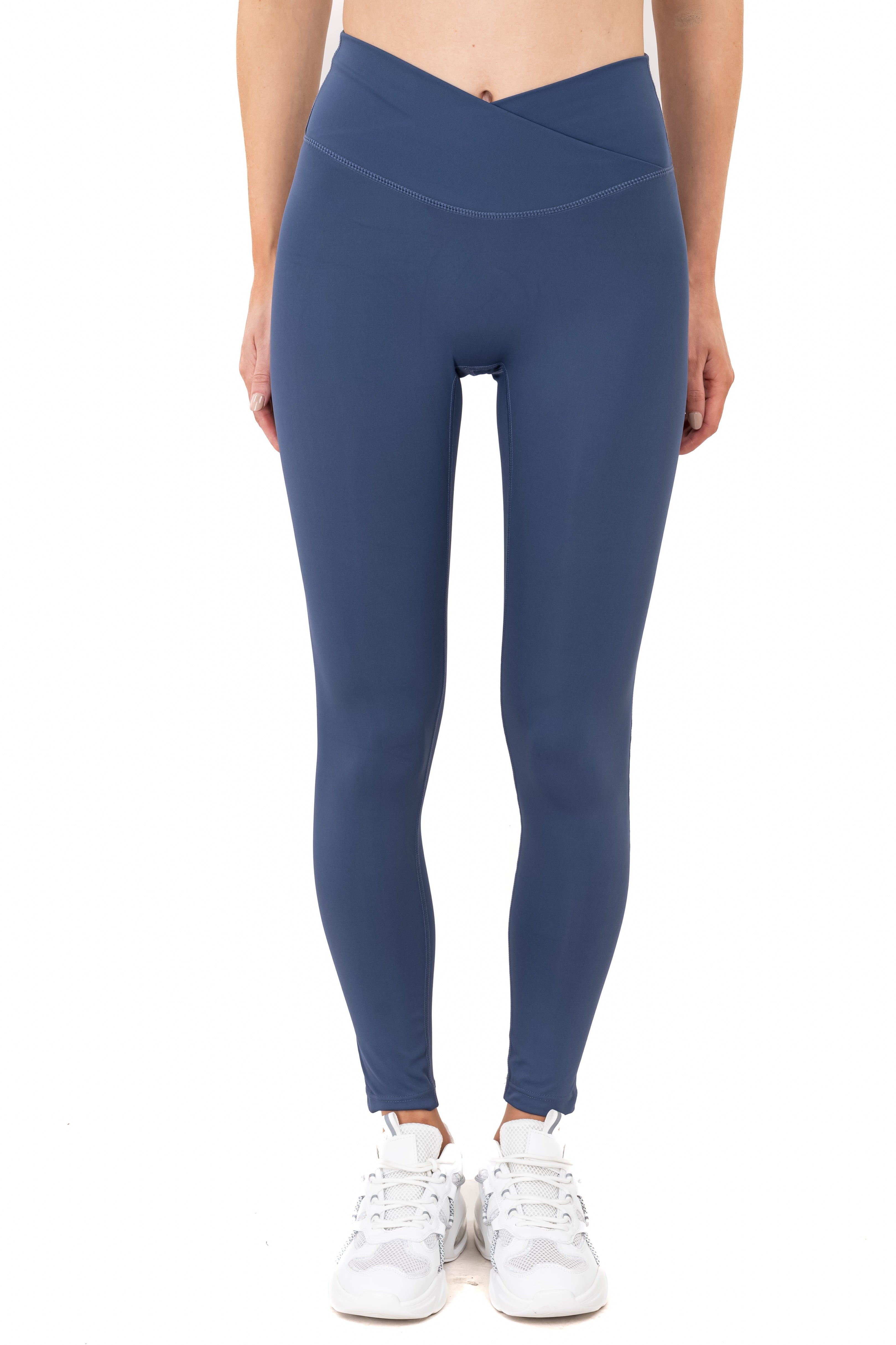 Leggings deportivos cintura cruzada sold by Shasa