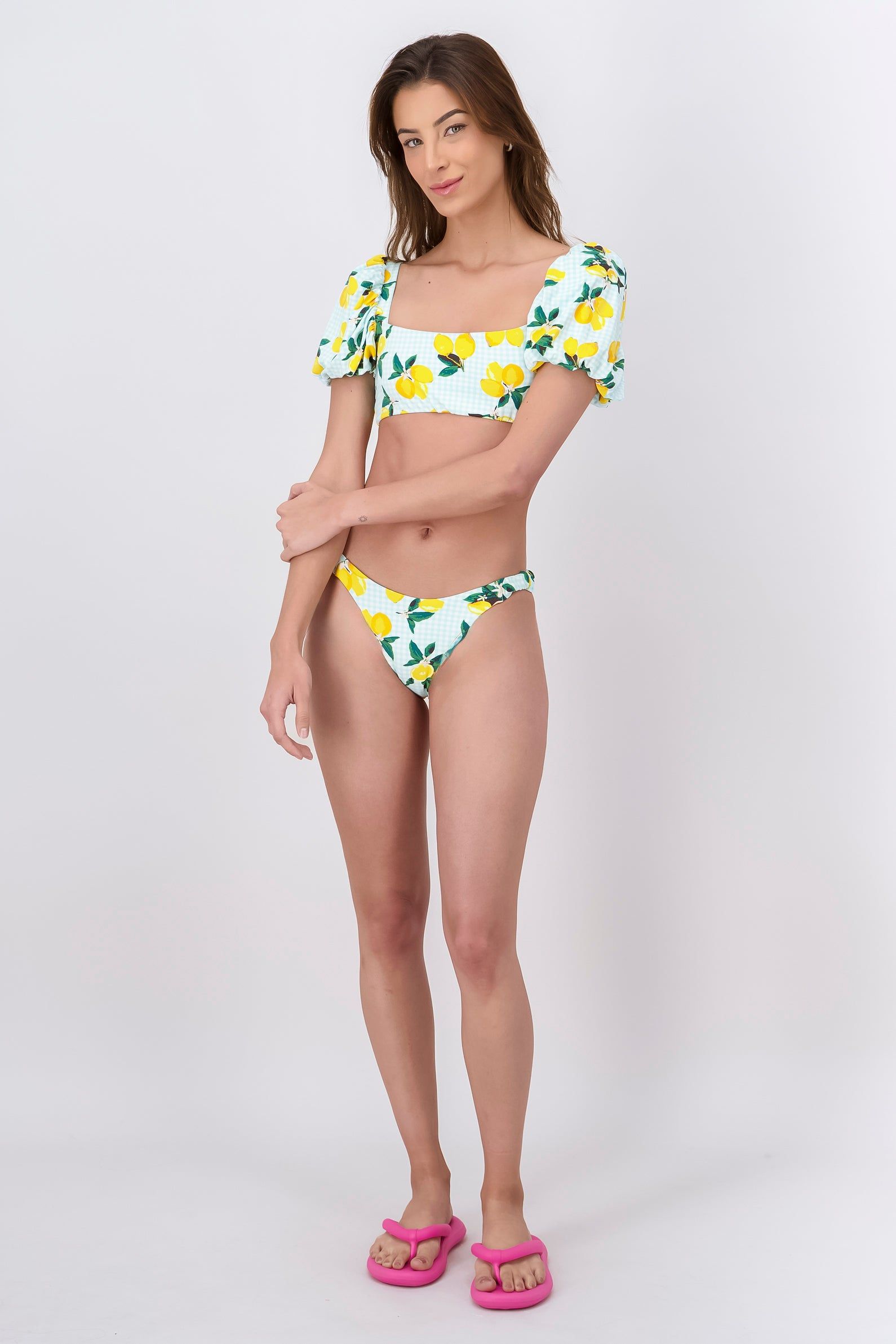 Bottom De Baño Con Fruncido En Laterales sold by Shasa