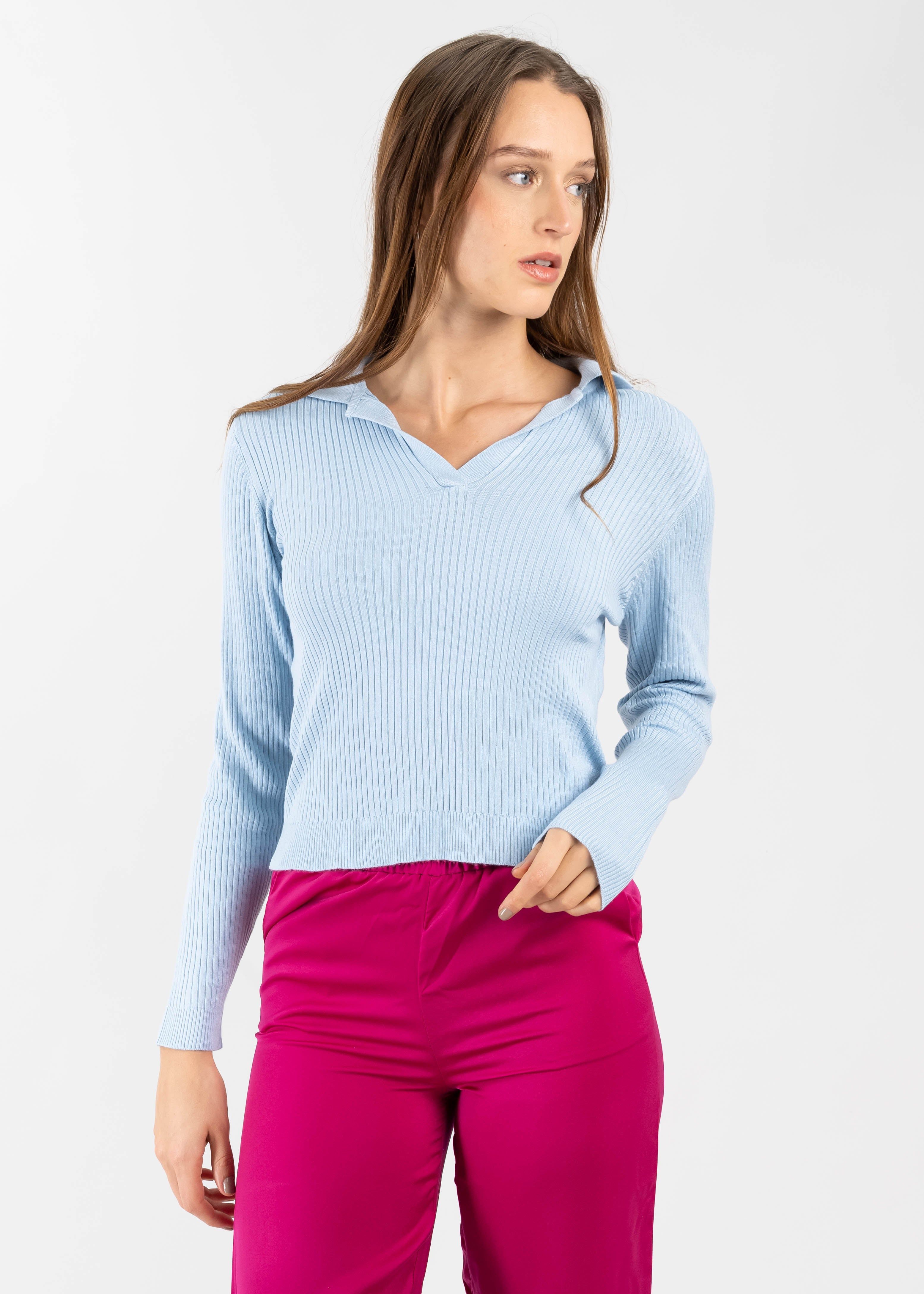 Suéter acanalado cuello polo sold by Shasa