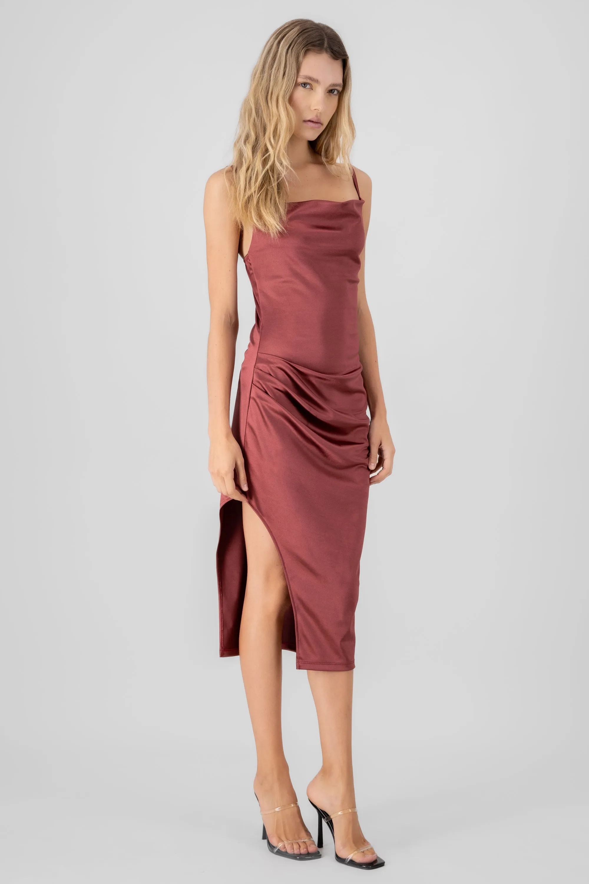 Vestido Midi Abertura sold by Shasa product image thumbnail 3