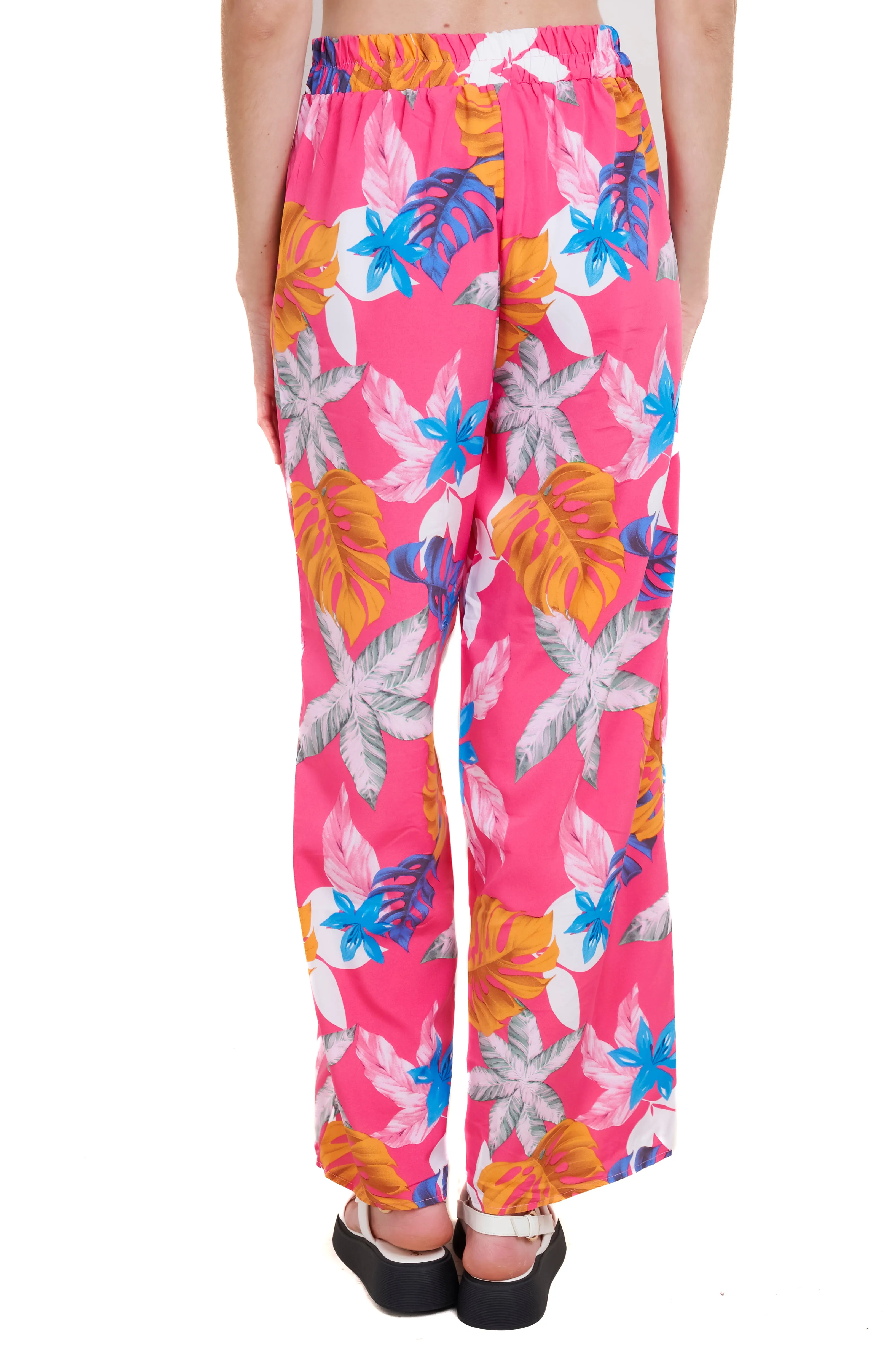 Pantalon amplio detalle pinzas estampado flores sold by Shasa product image thumbnail 4