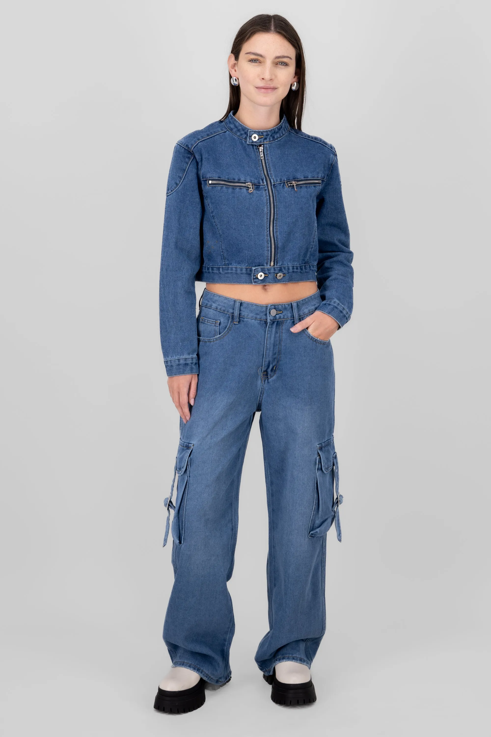 Jeans bolsas cargo tira ajustable sold by Shasa