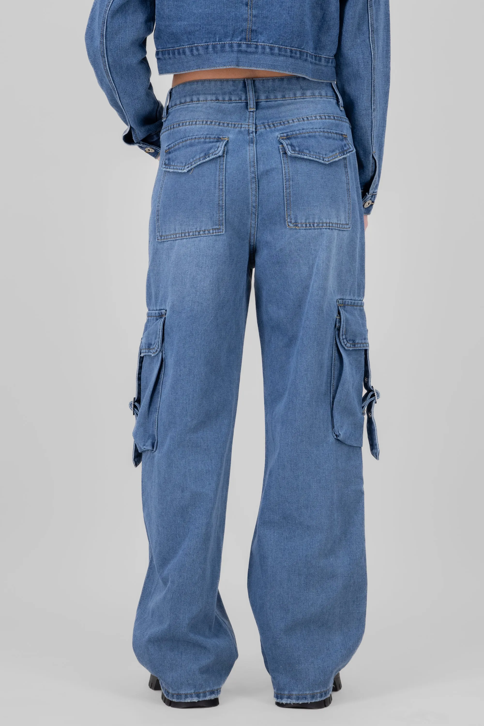 Jeans bolsas cargo tira ajustable sold by Shasa product image thumbnail 4