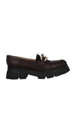 Loafers chunky cadena sold by Shasa