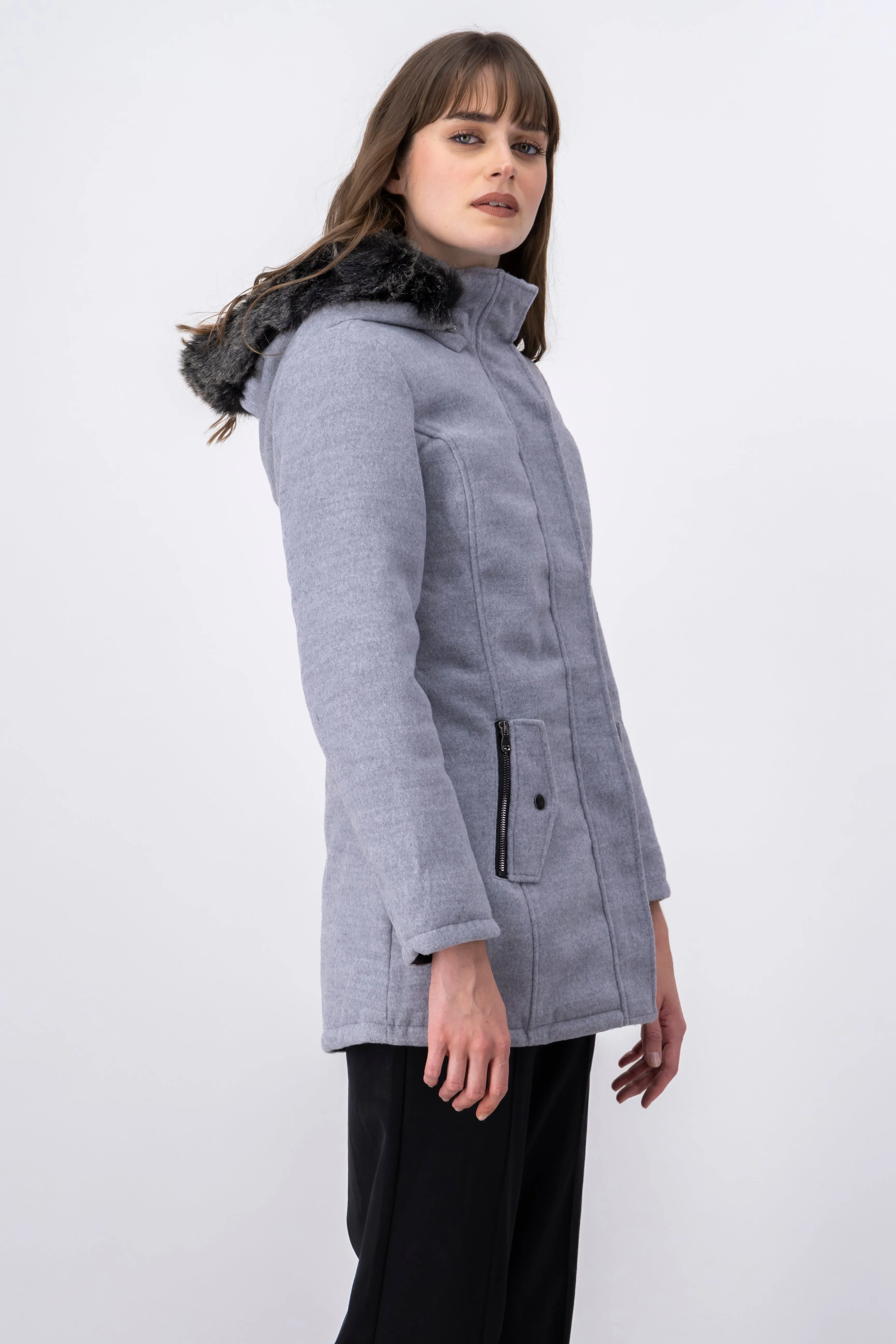 Abrigo doble vista gorro peluche sold by Shasa product image thumbnail 3