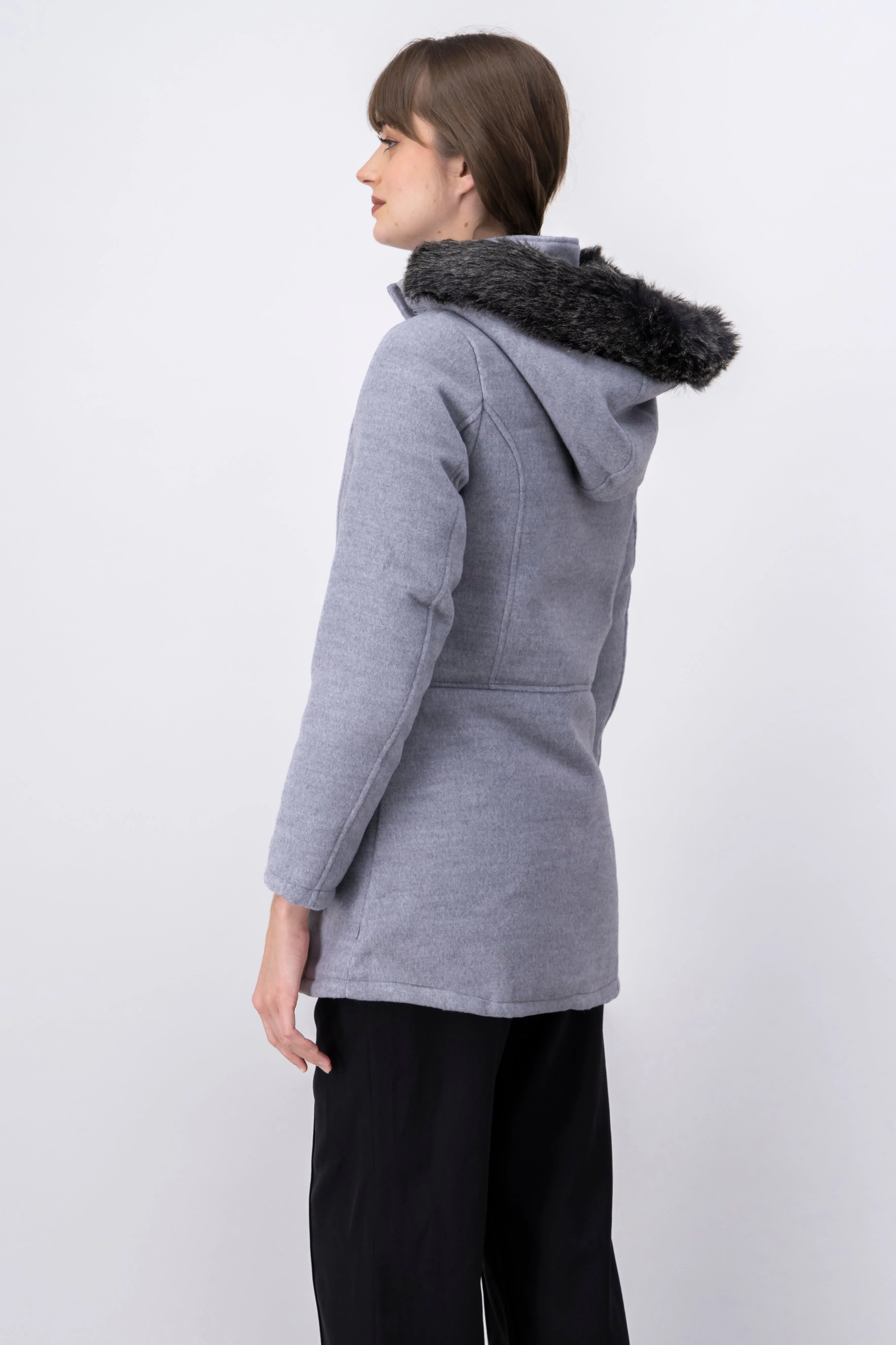 Abrigo doble vista gorro peluche sold by Shasa product image thumbnail 4