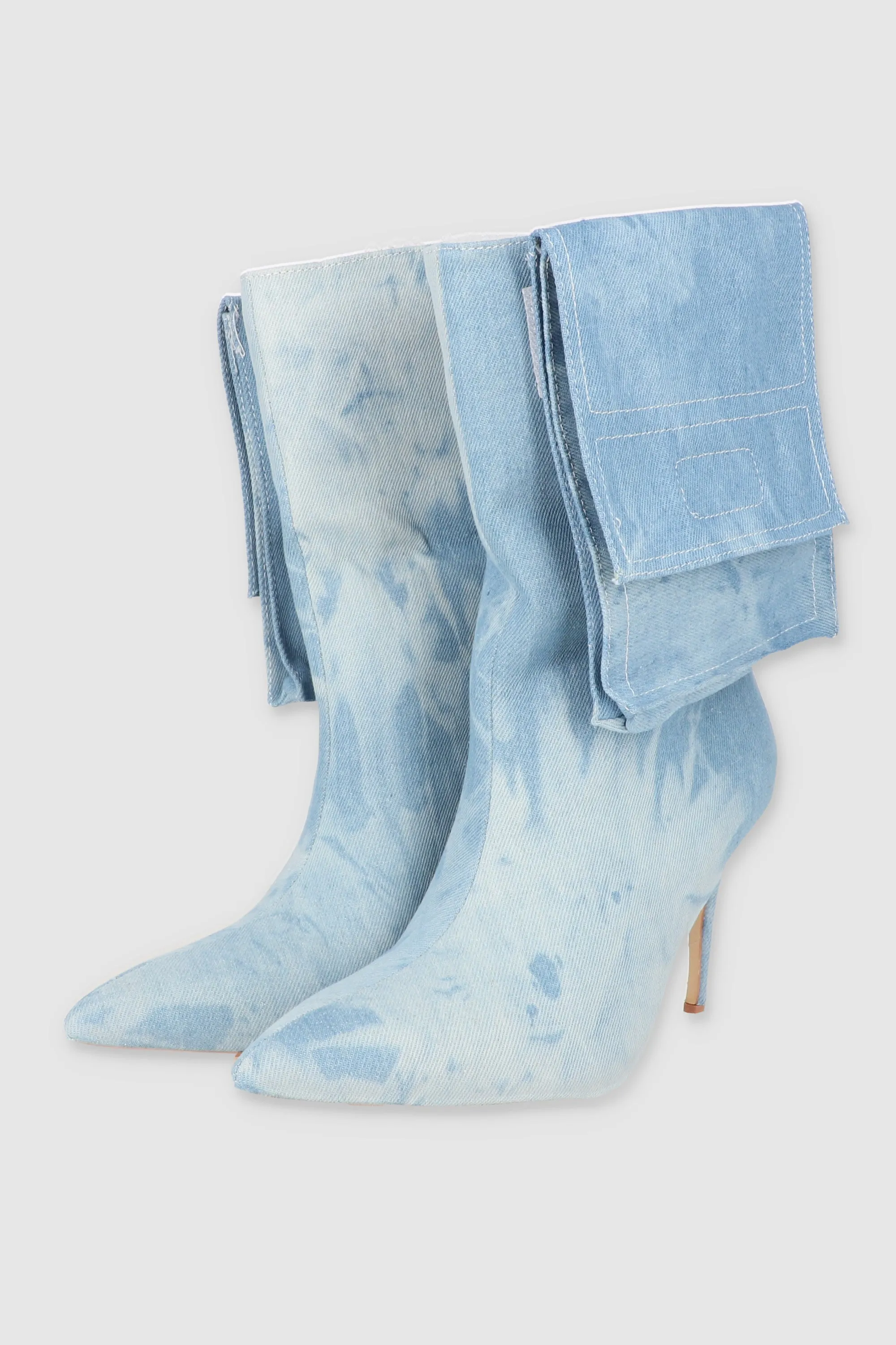 Botín bolsa cargo denim sold by Shasa