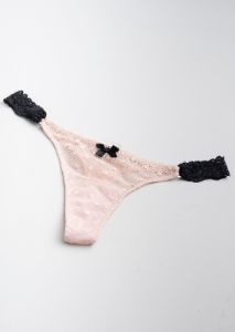 Tanga mesh aros encaje lateral sold by Shasa