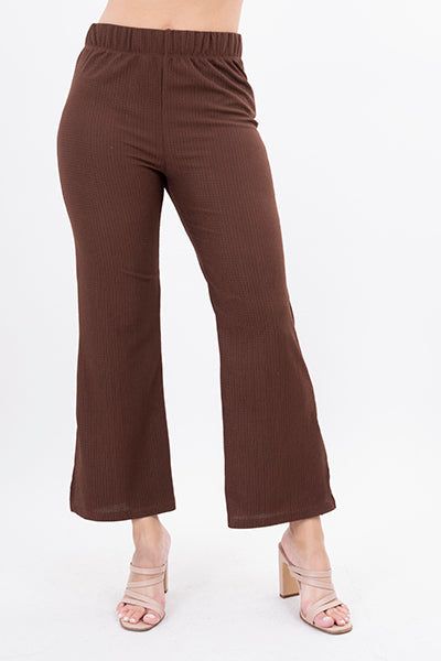 Pantalón recto textura sold by Shasa