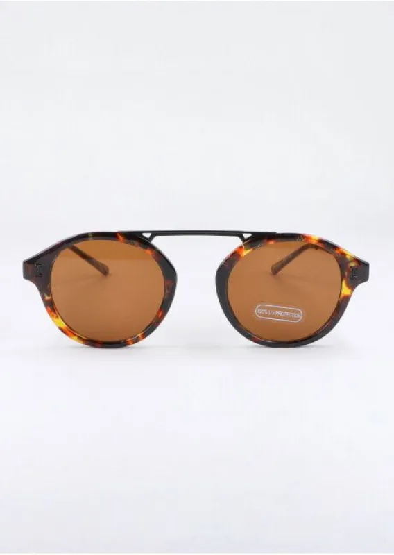 Lentes sol redondos carey sold by Shasa