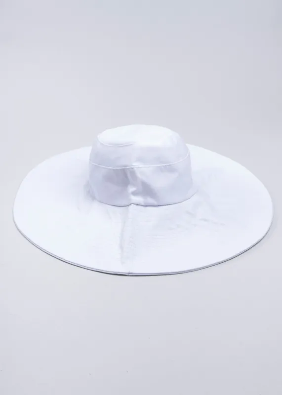Sombrero pescador ala ancha sold by Shasa