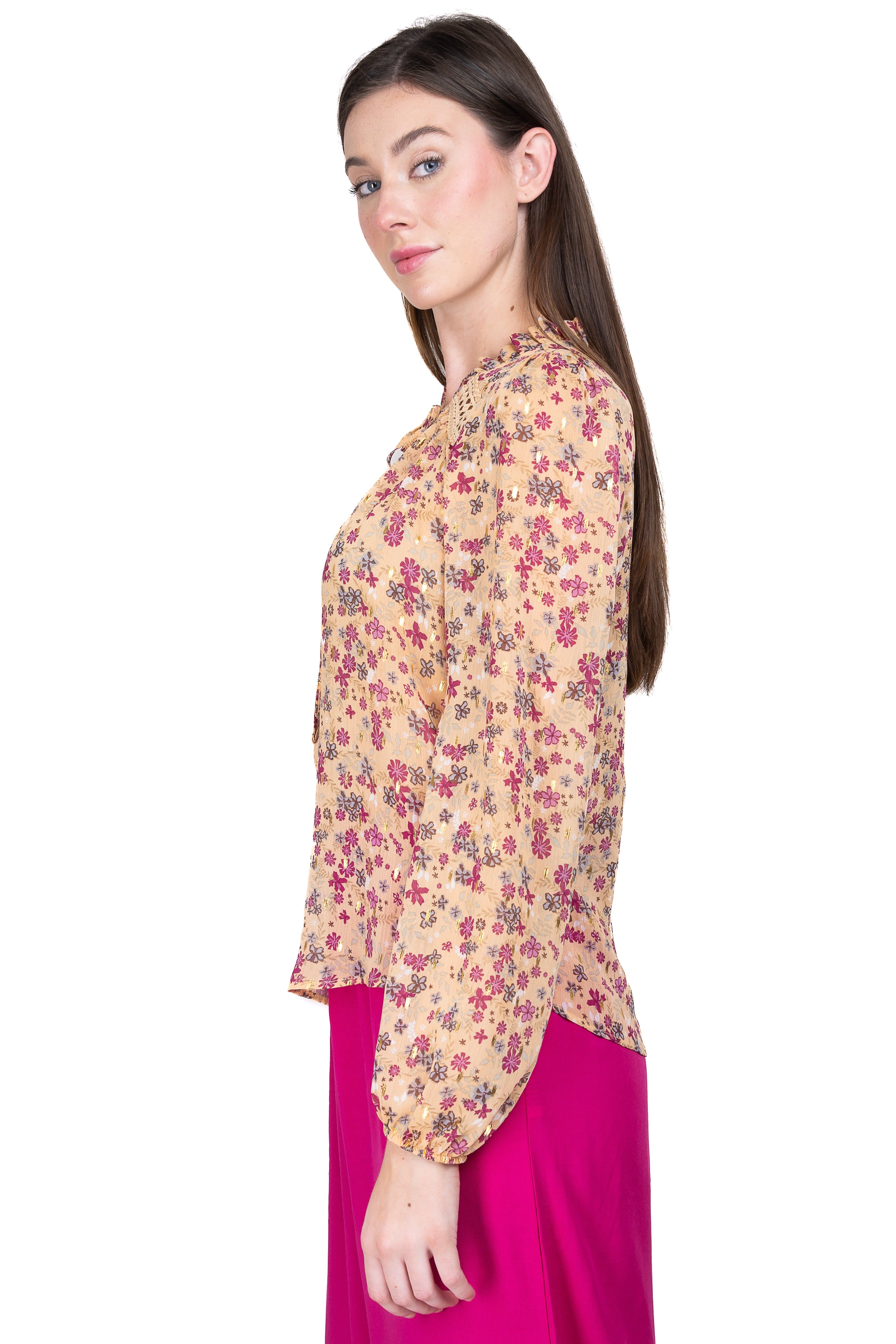 Blusa manga larga floreada sold by Shasa product image thumbnail 3