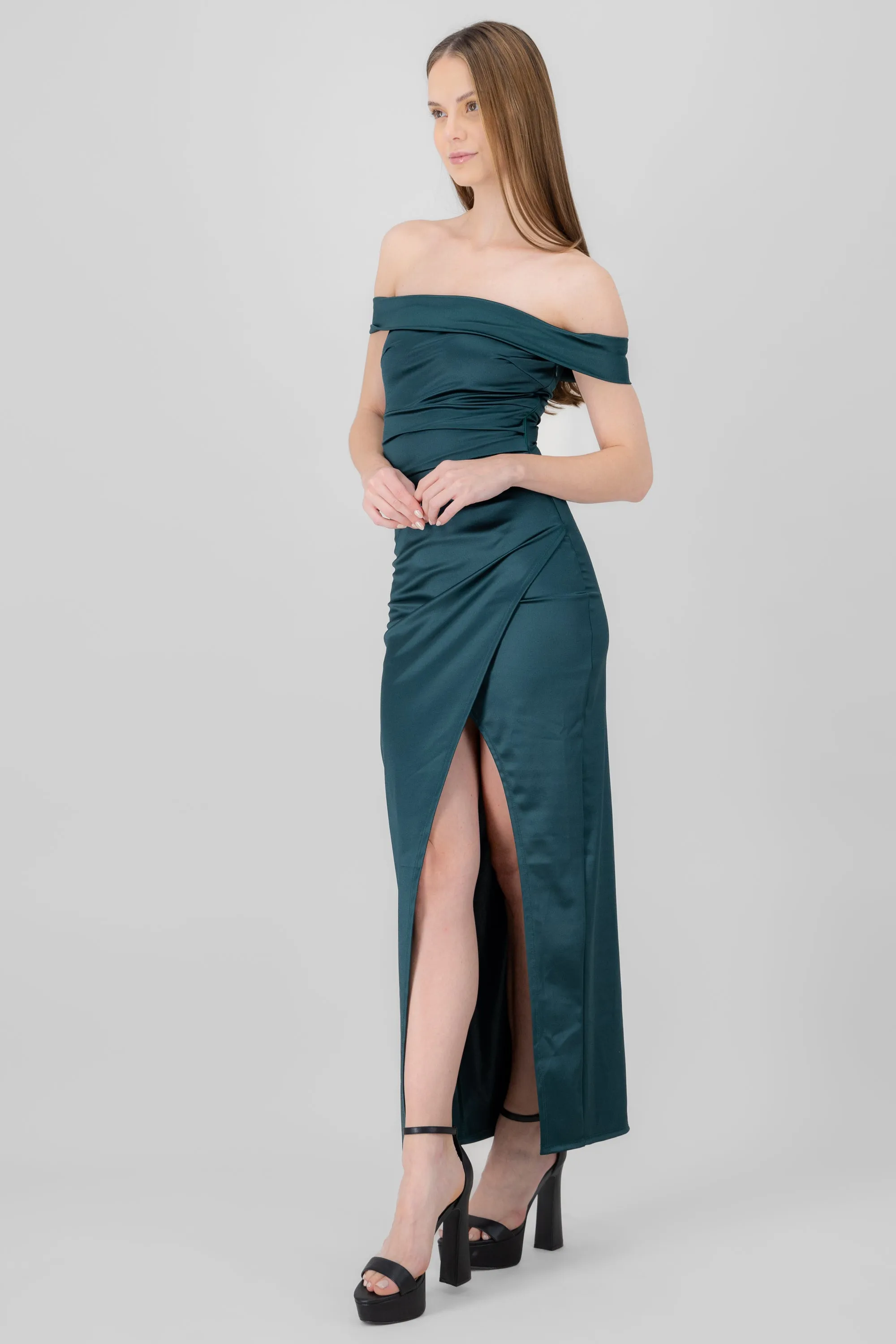 Vestido maxi satin sin hombros con abertura sold by Shasa product image thumbnail 3
