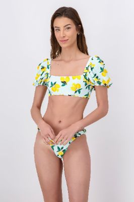 Top De Baño Con Olanes En Copas Y Fruncido sold by Shasa