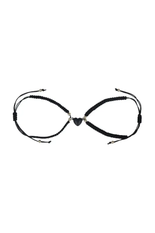 Dúo Pulseras Corazón Imán sold by Shasa