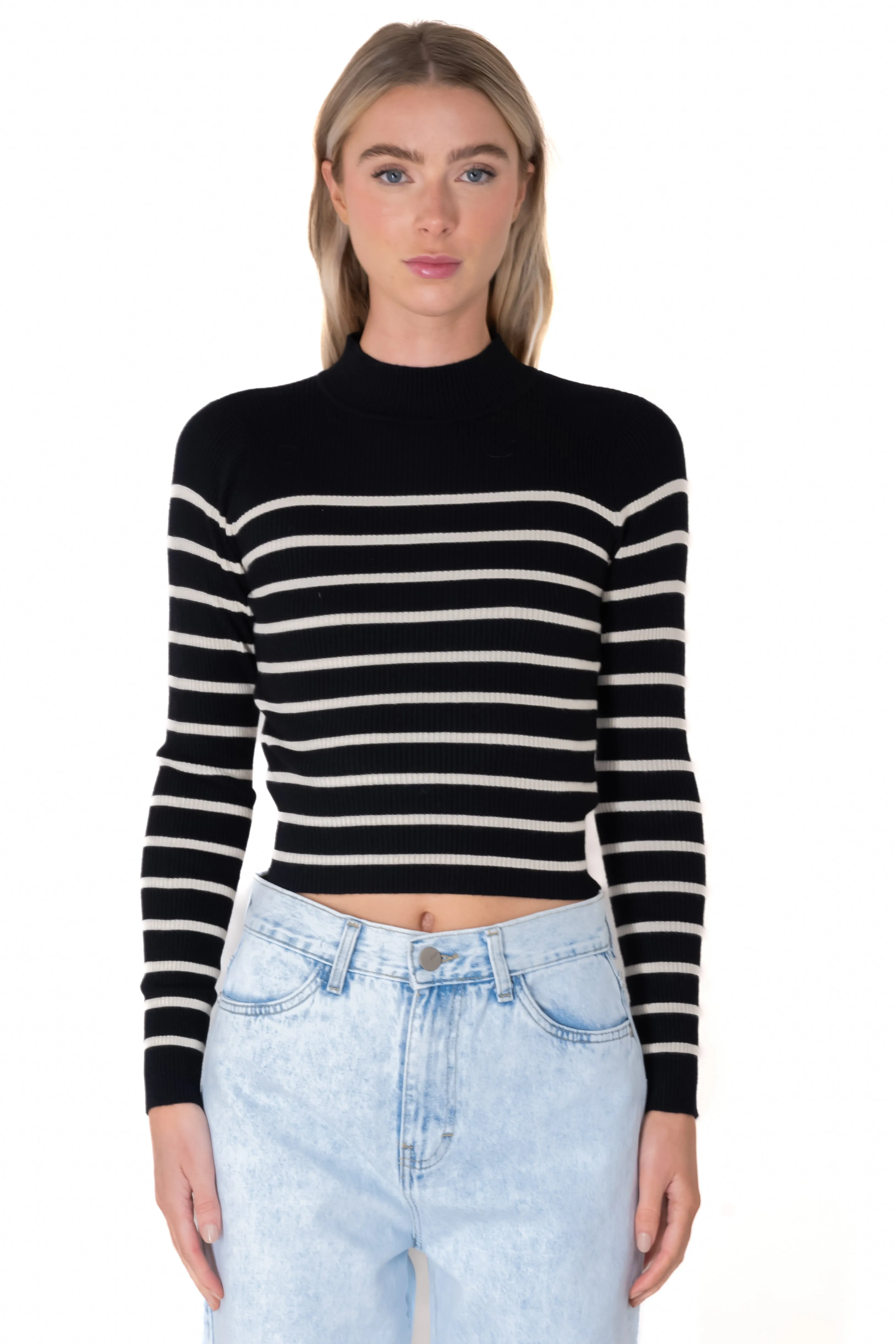 Suéter acanalado líneas bicolor sold by Shasa product image thumbnail 2