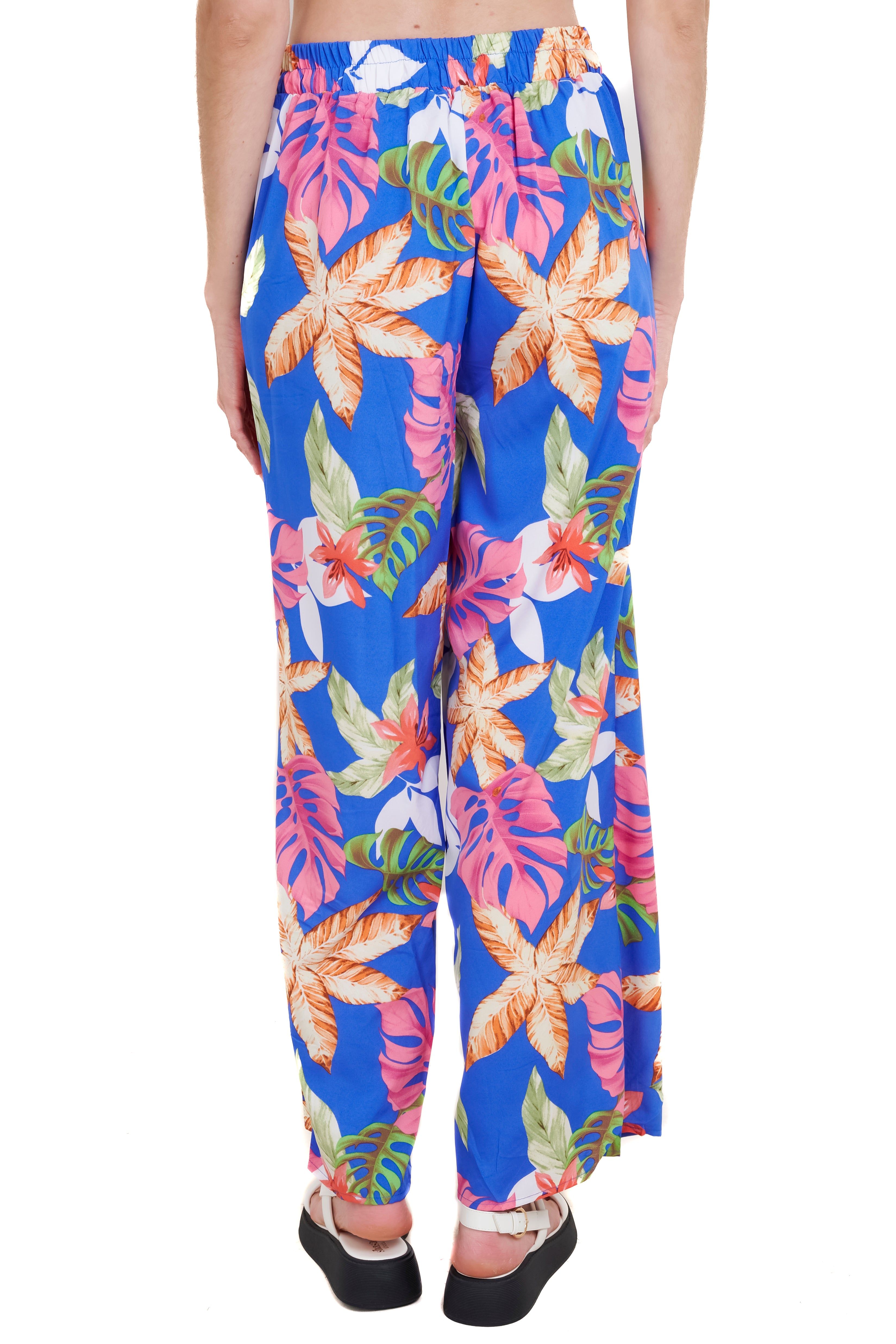 Pantalon amplio detalle pinzas estampado flores sold by Shasa product image thumbnail 4