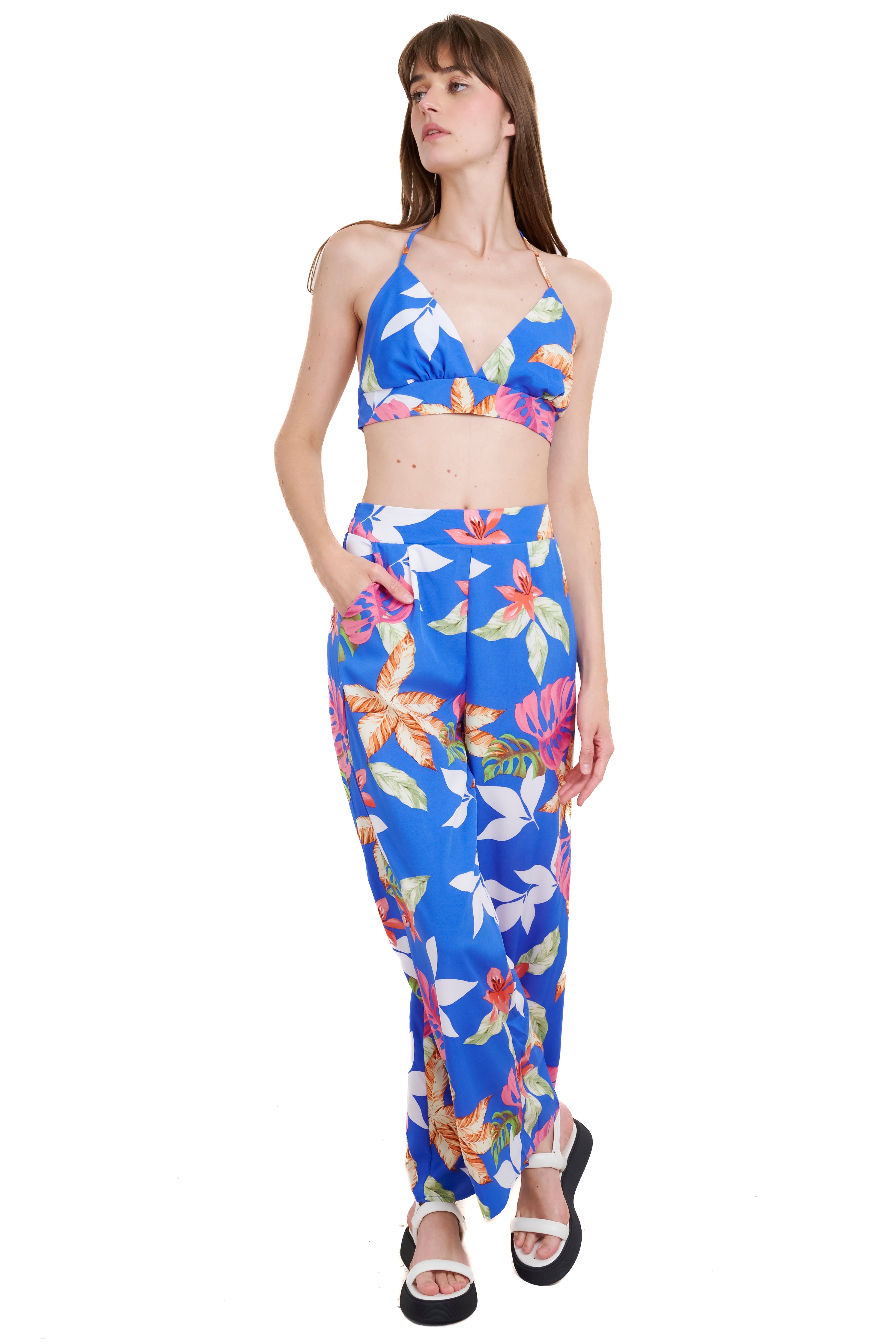 Pantalon amplio detalle pinzas estampado flores sold by Shasa product image thumbnail 2