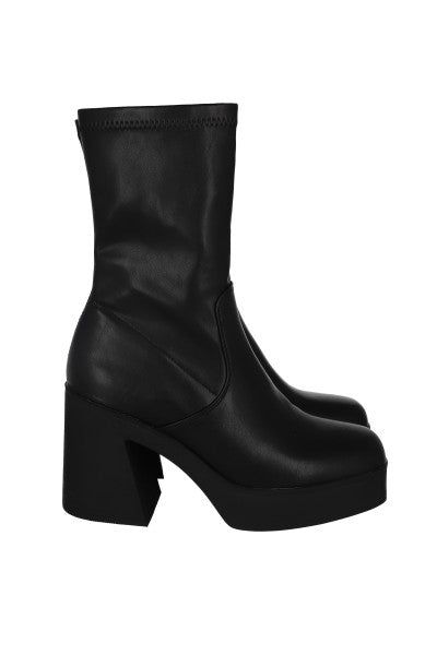 Botín ajustado tacón ancho sold by Shasa