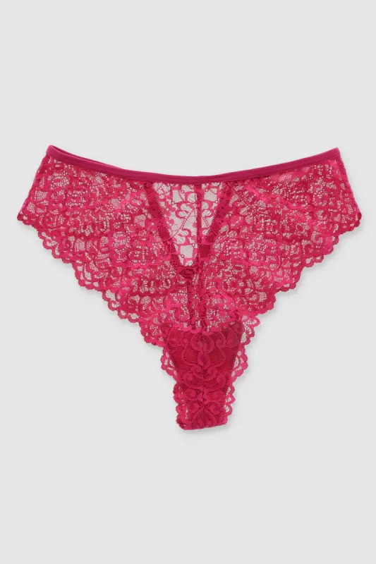 Bikini de encaje con detalles de corazón sold by Shasa