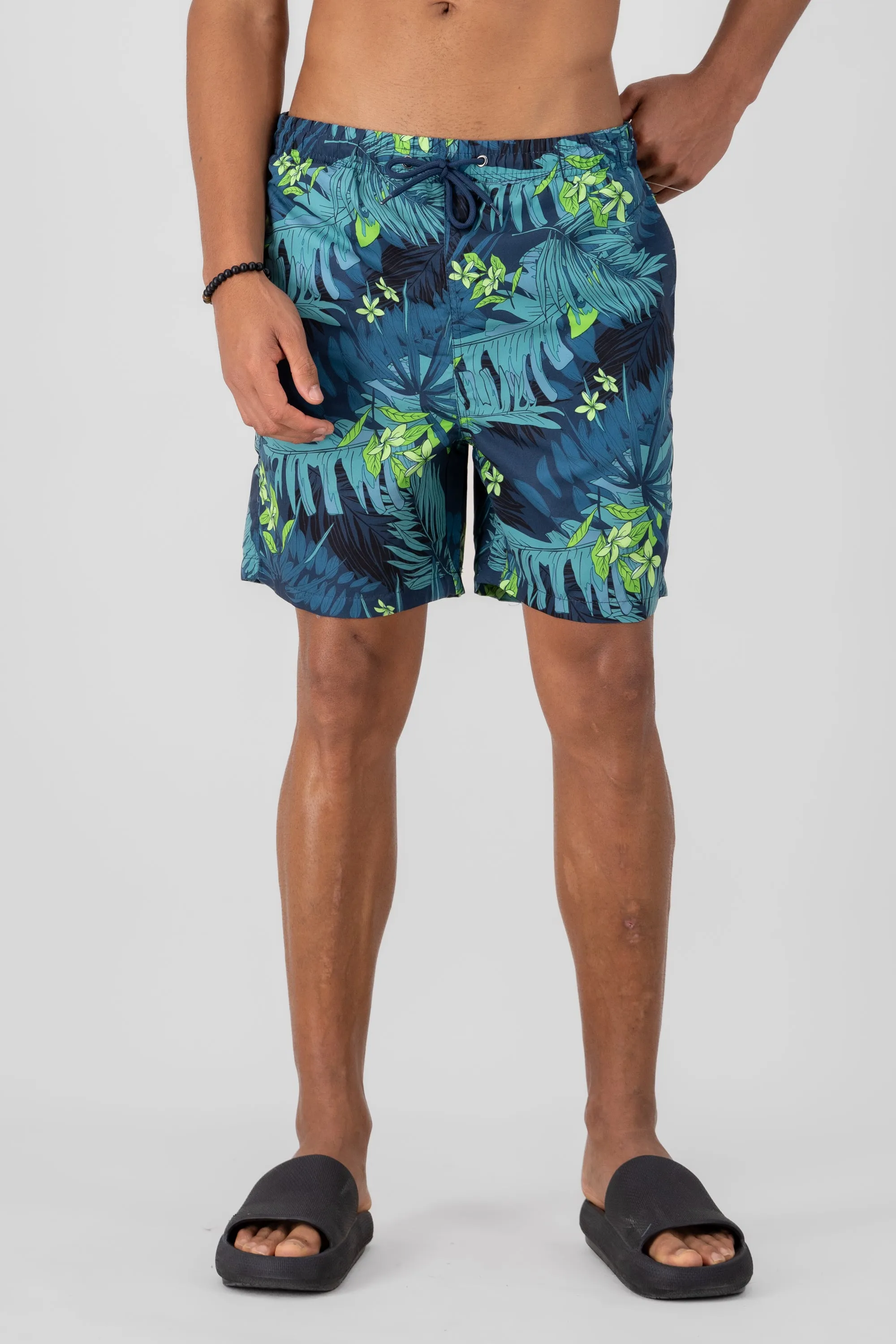 Traje de baño hojas sold by Shasa product image thumbnail 2