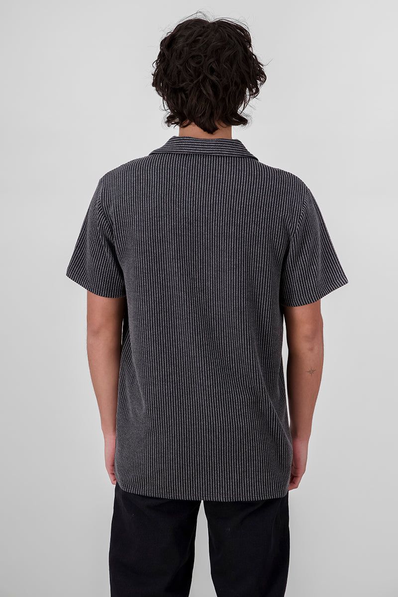 Camisa resort con textura de rayas sold by Shasa product image thumbnail 4